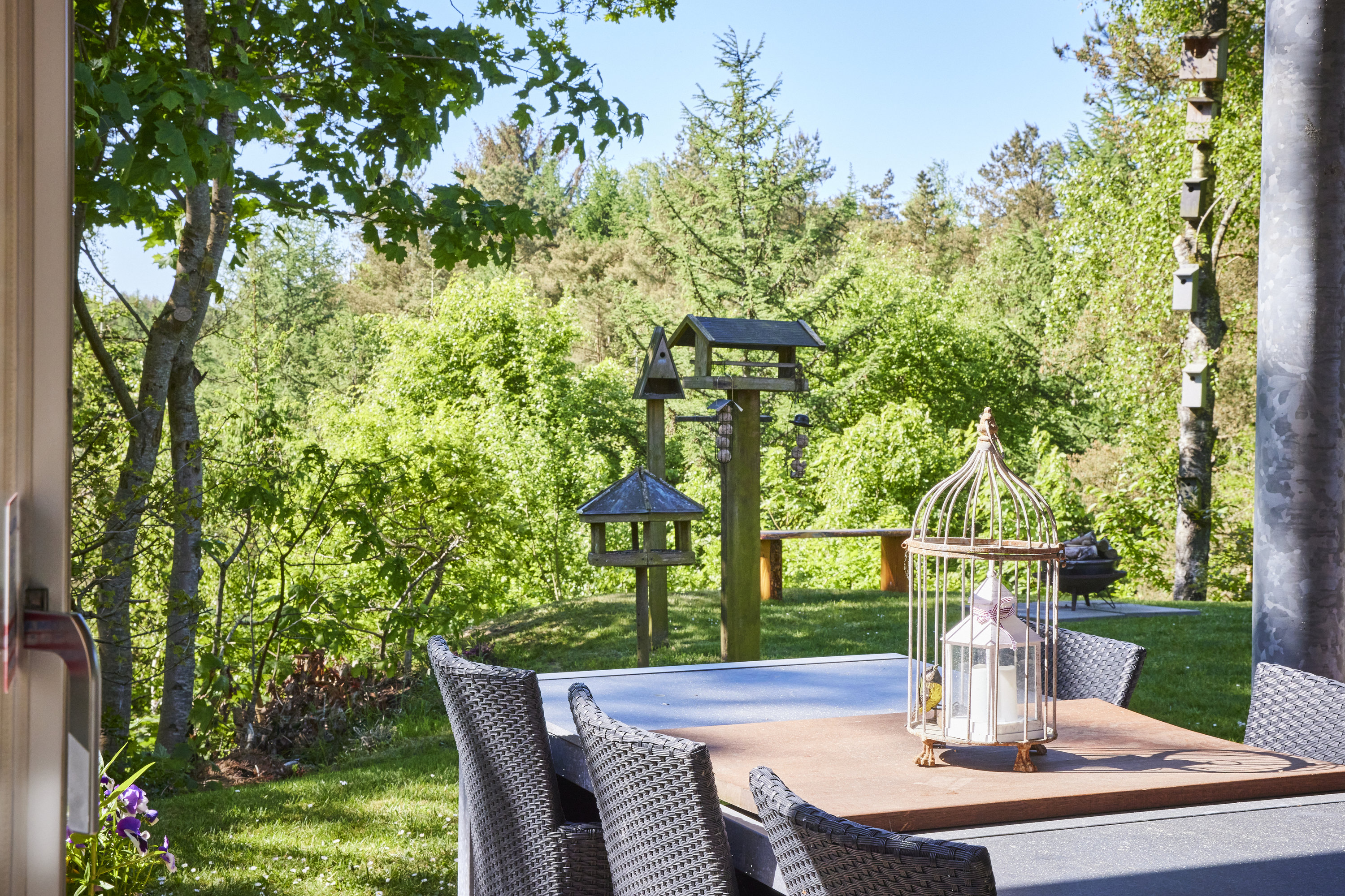 Fremhævet terrasse billede i fuldskærmstilstand. Billede af Holmekollen 8, Voervadsbro, 8660 Skanderborg