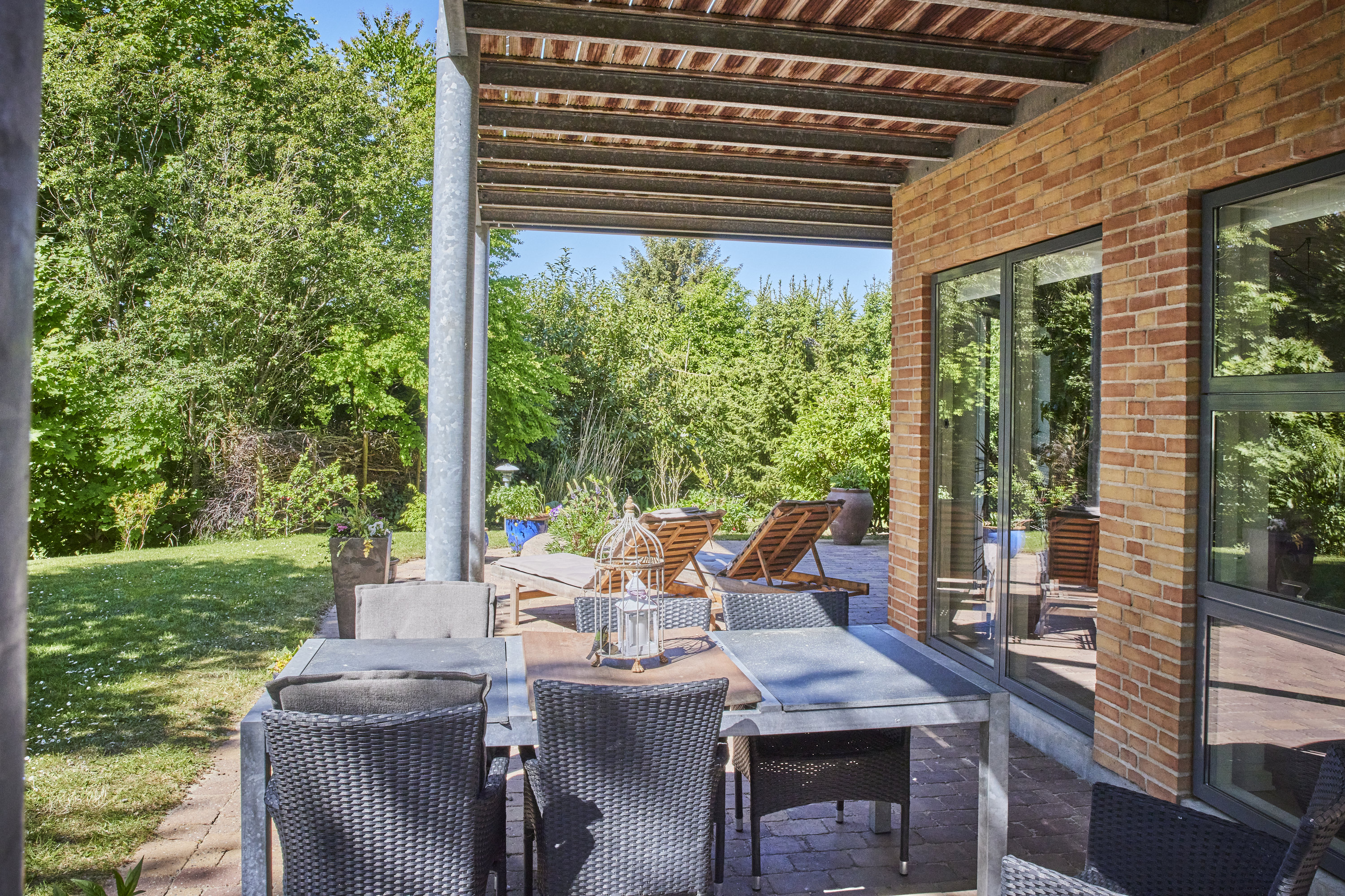 Fremhævet terrasse billede i fuldskærmstilstand. Billede af Holmekollen 8, Voervadsbro, 8660 Skanderborg