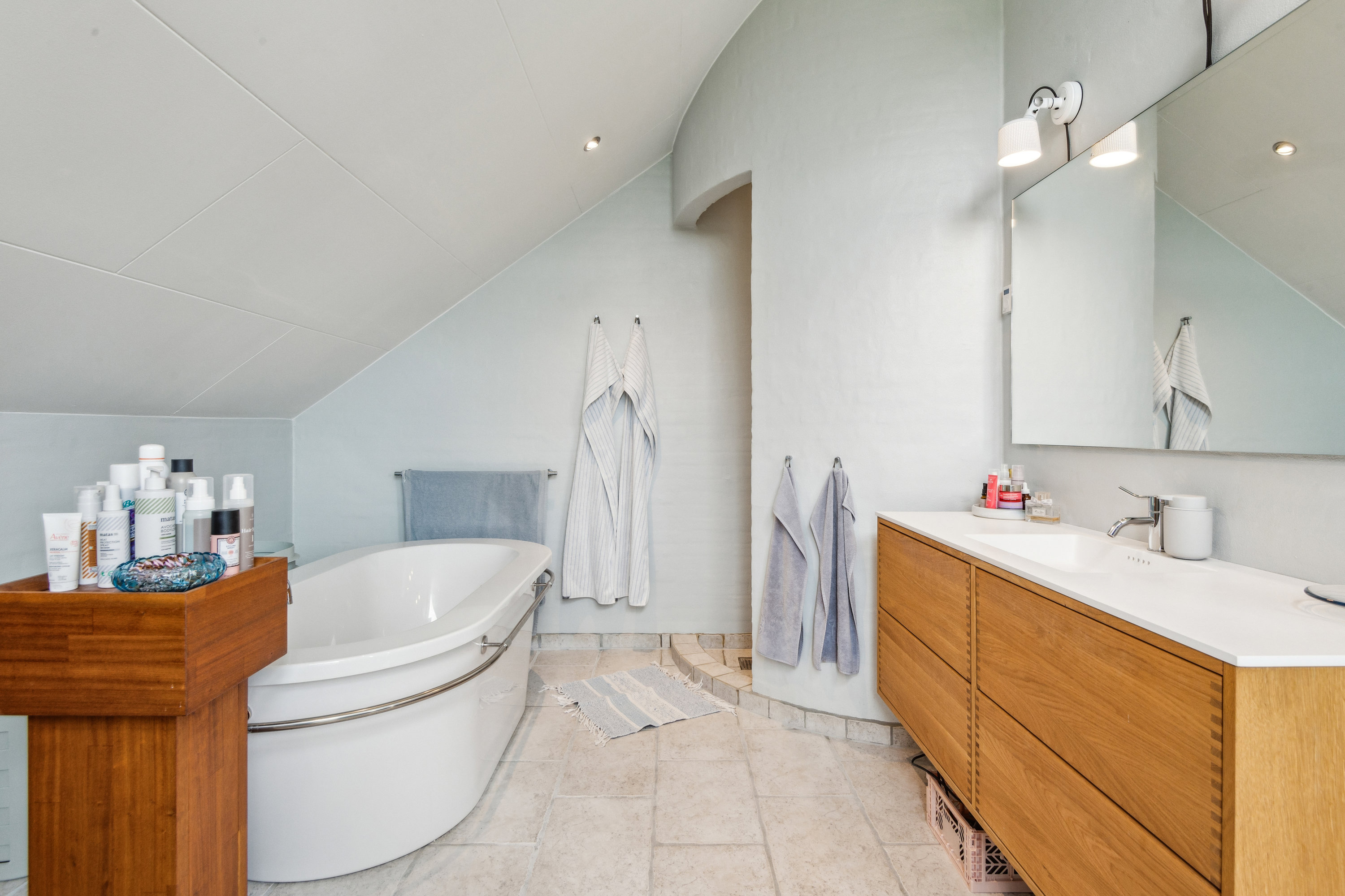 Fremhævet badeværelse billede i fuldskærmstilstand. Billede af Stentoften 72, Rebild, 9520 Skørping