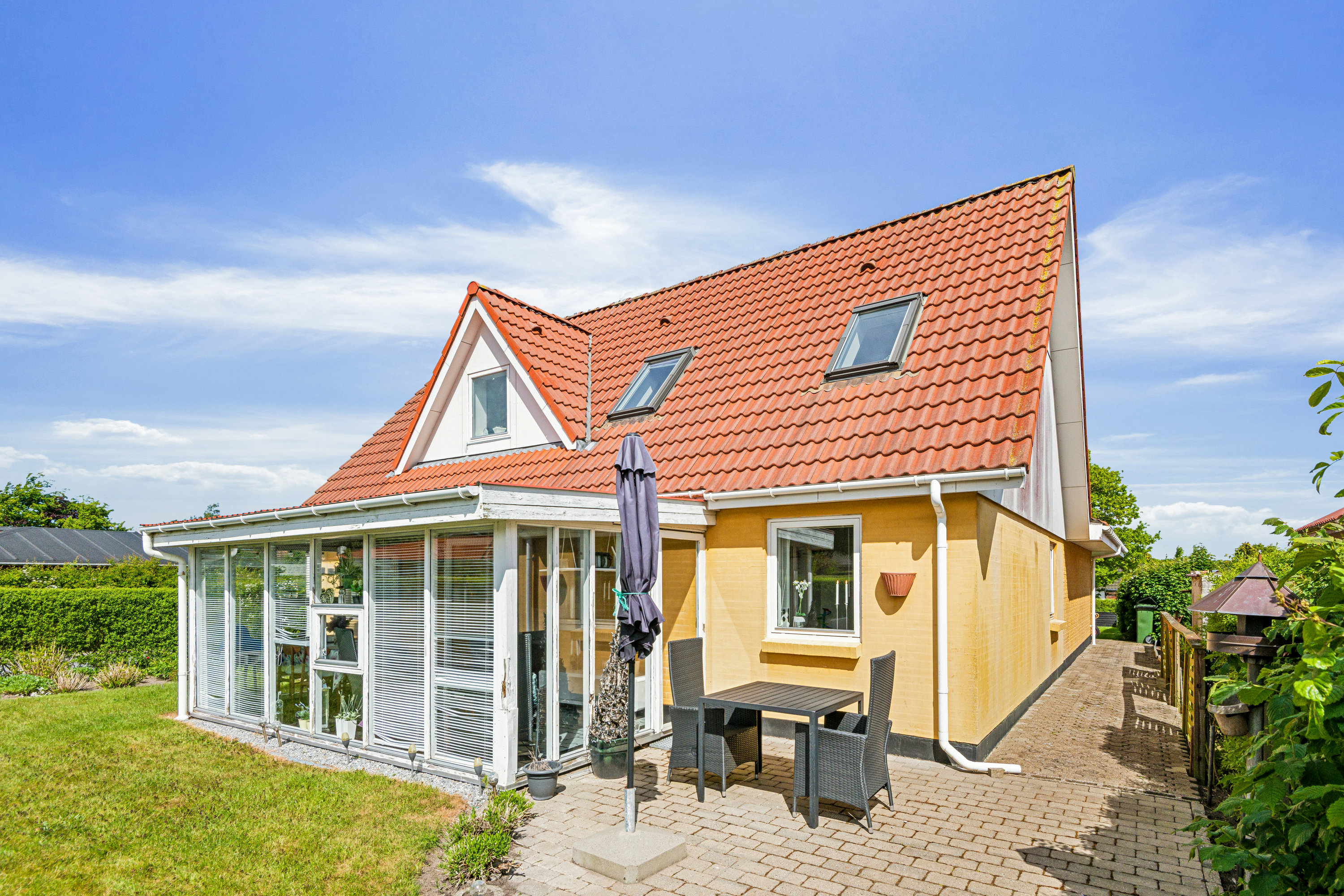 Villa: Ejendom 1 på Schmidtsvej 17, Farstrup, 9240 Nibe