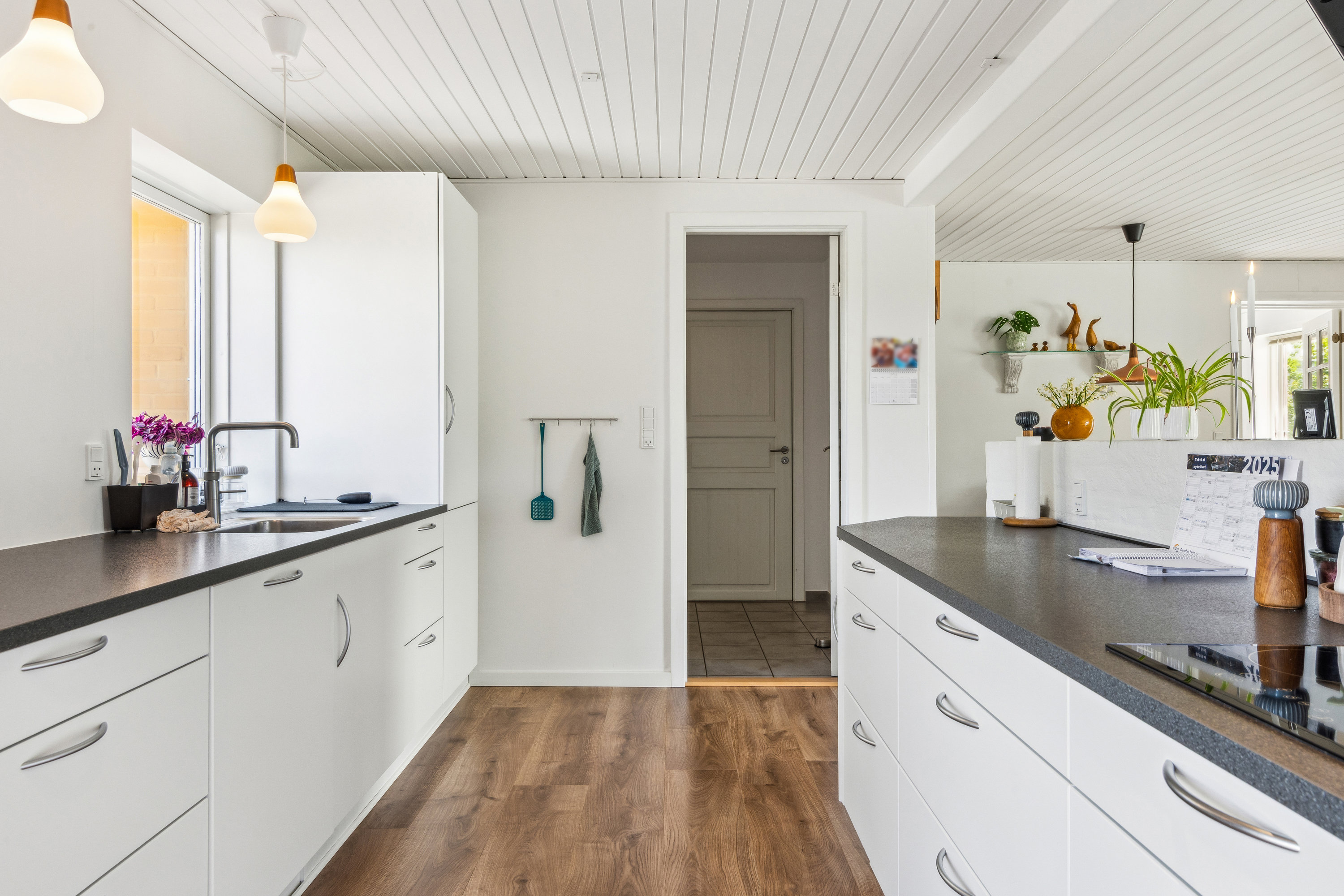 Fremhævet køkken billede i fuldskærmstilstand. Billede af Schmidtsvej 17, Farstrup, 9240 Nibe