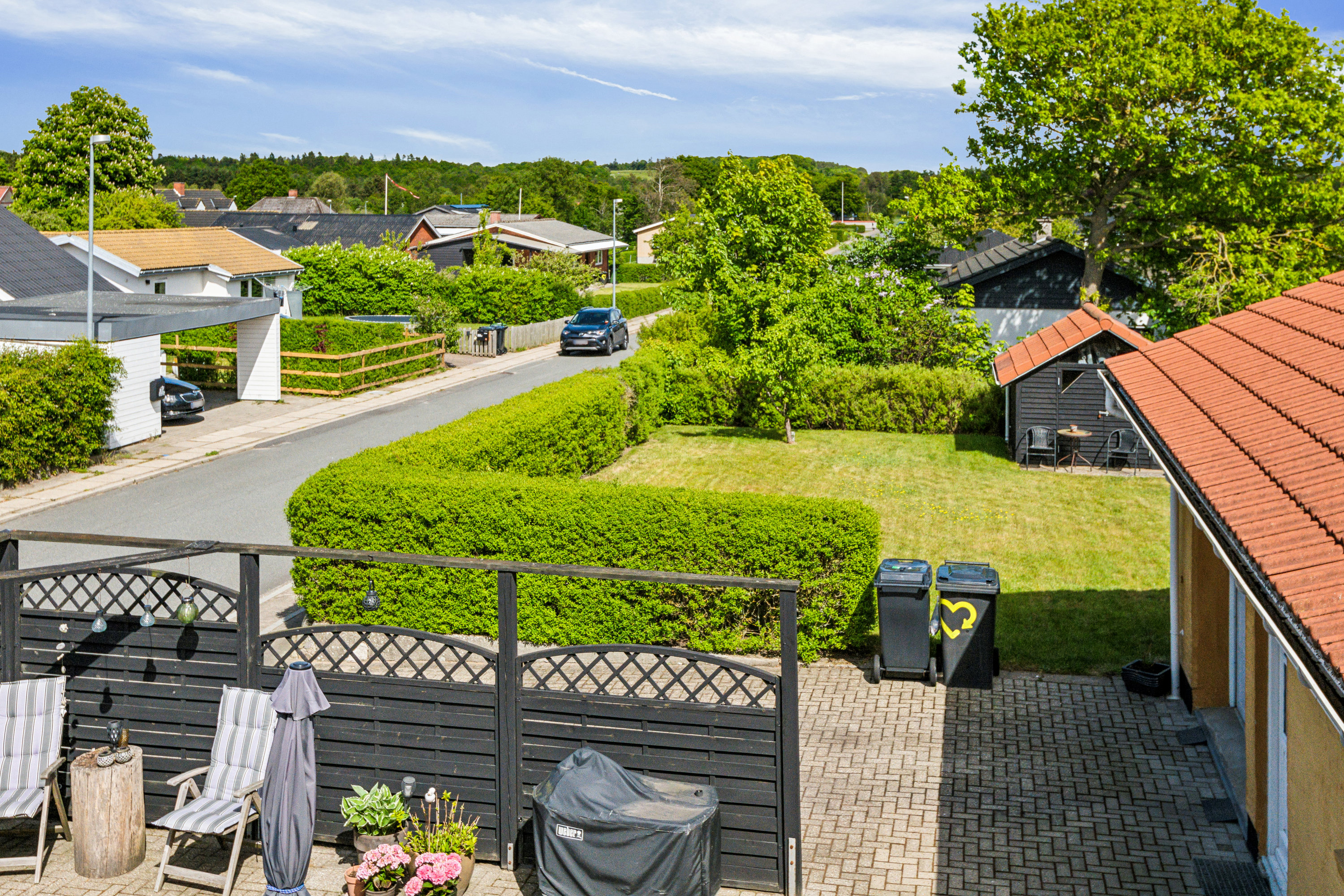 Fremhævet terrasse billede i fuldskærmstilstand. Billede af Schmidtsvej 17, Farstrup, 9240 Nibe