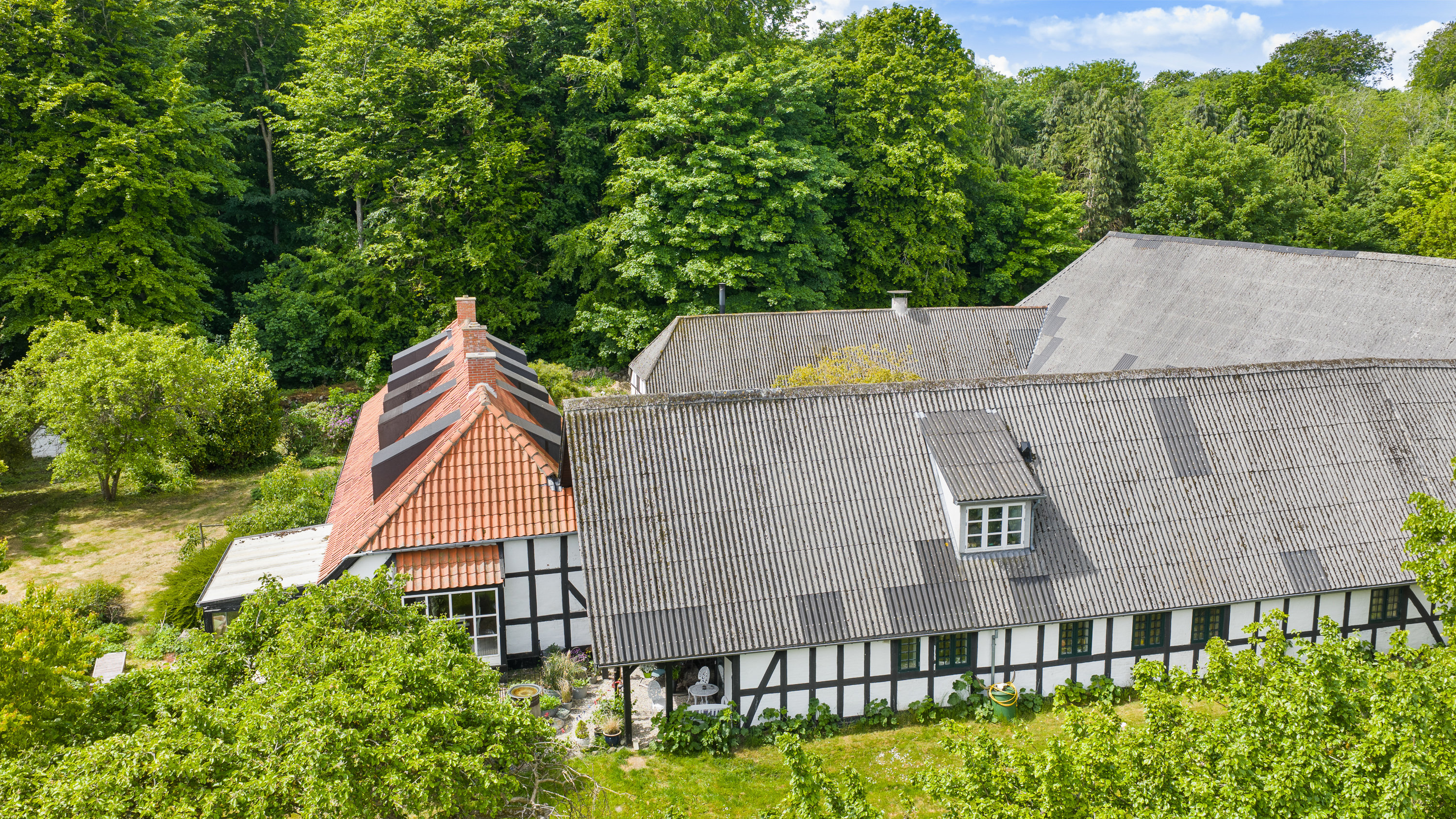 Fremhævet facade billede i fuldskærmstilstand. Billede af Bjerne Langgyde 10, 5600 Faaborg