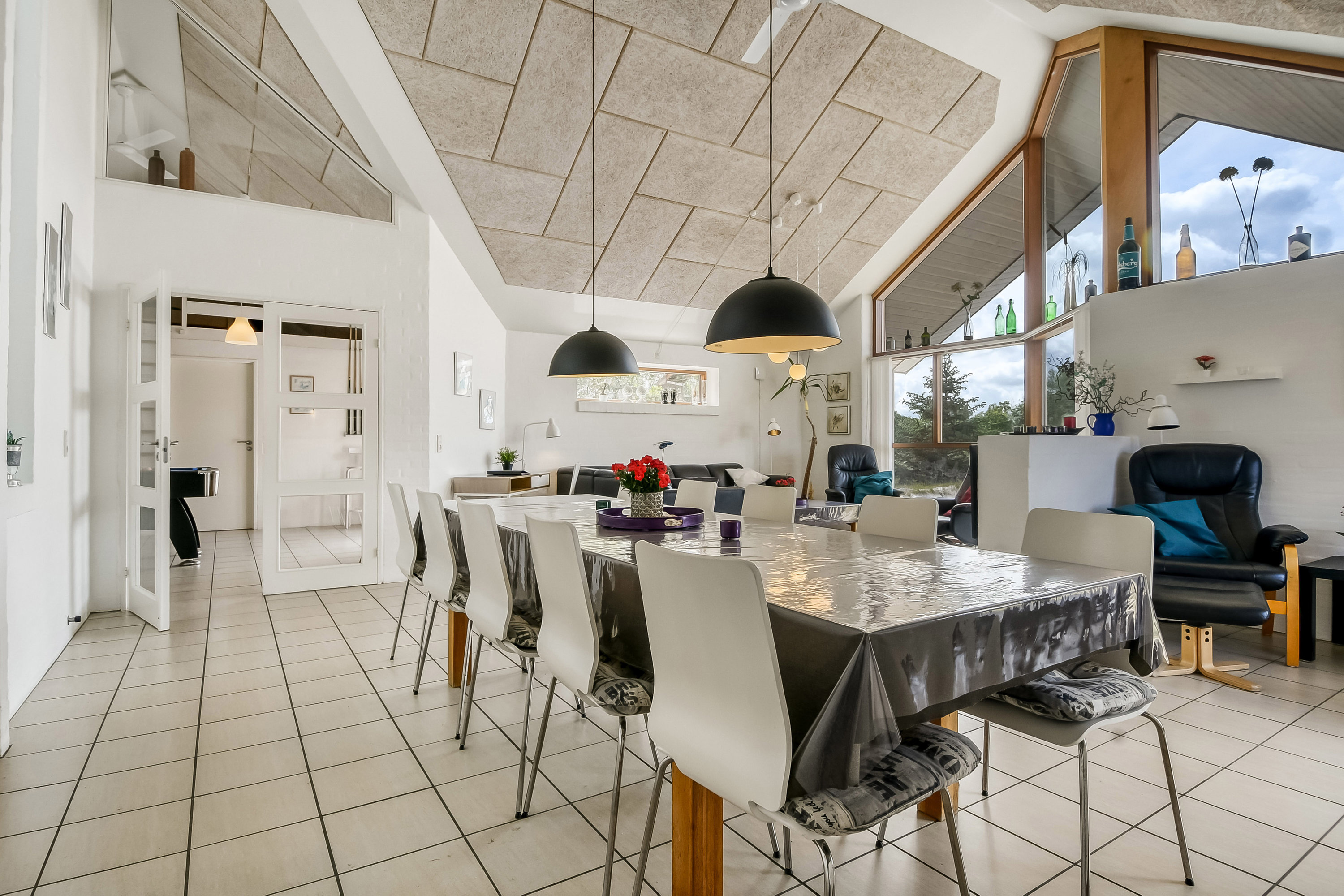 Fremhævet stue billede i fuldskærmstilstand. Billede af Hulvej 2, Ejsingholm, 7830 Vinderup