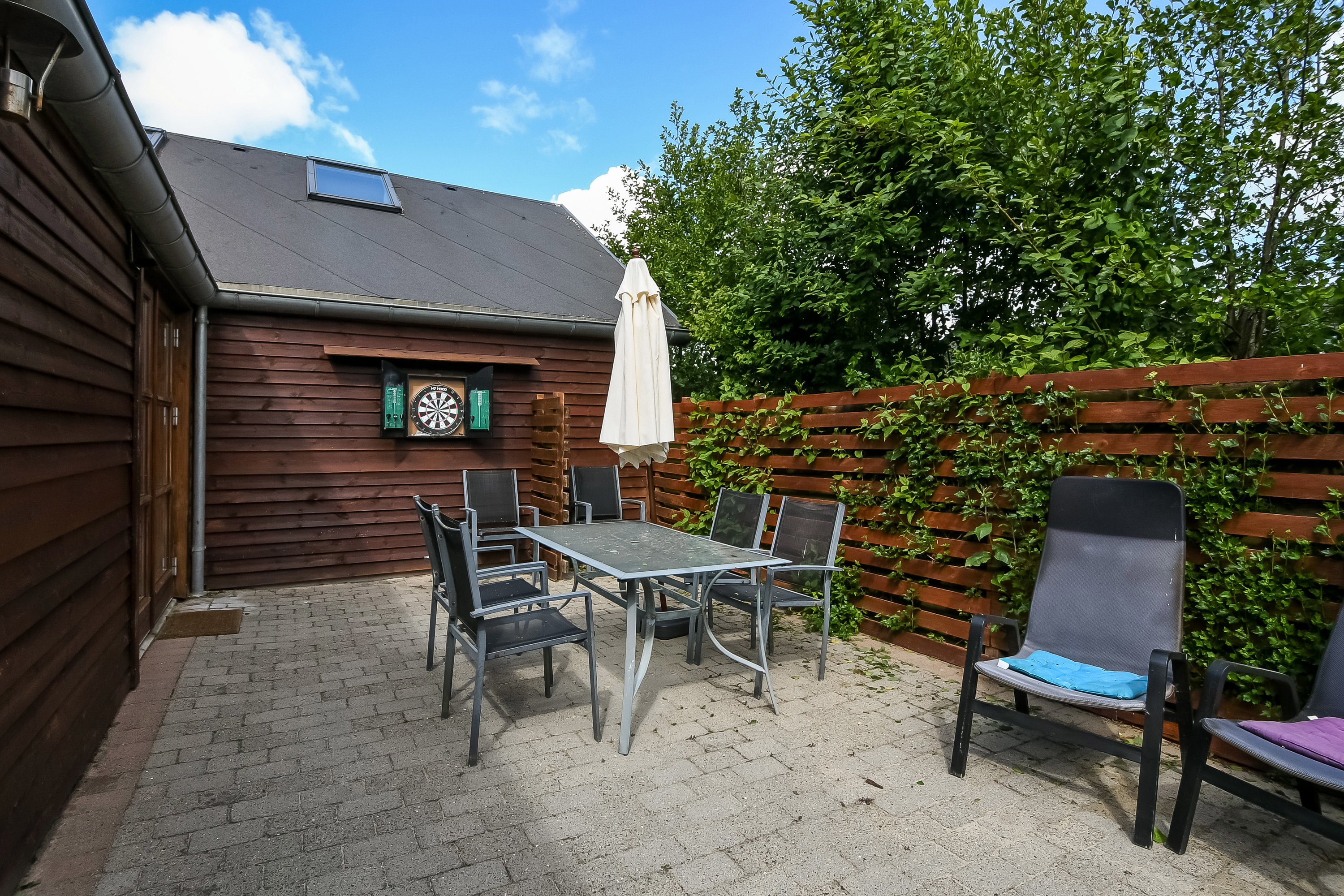 Fremhævet terrasse billede i fuldskærmstilstand. Billede af Hulvej 2, Ejsingholm, 7830 Vinderup