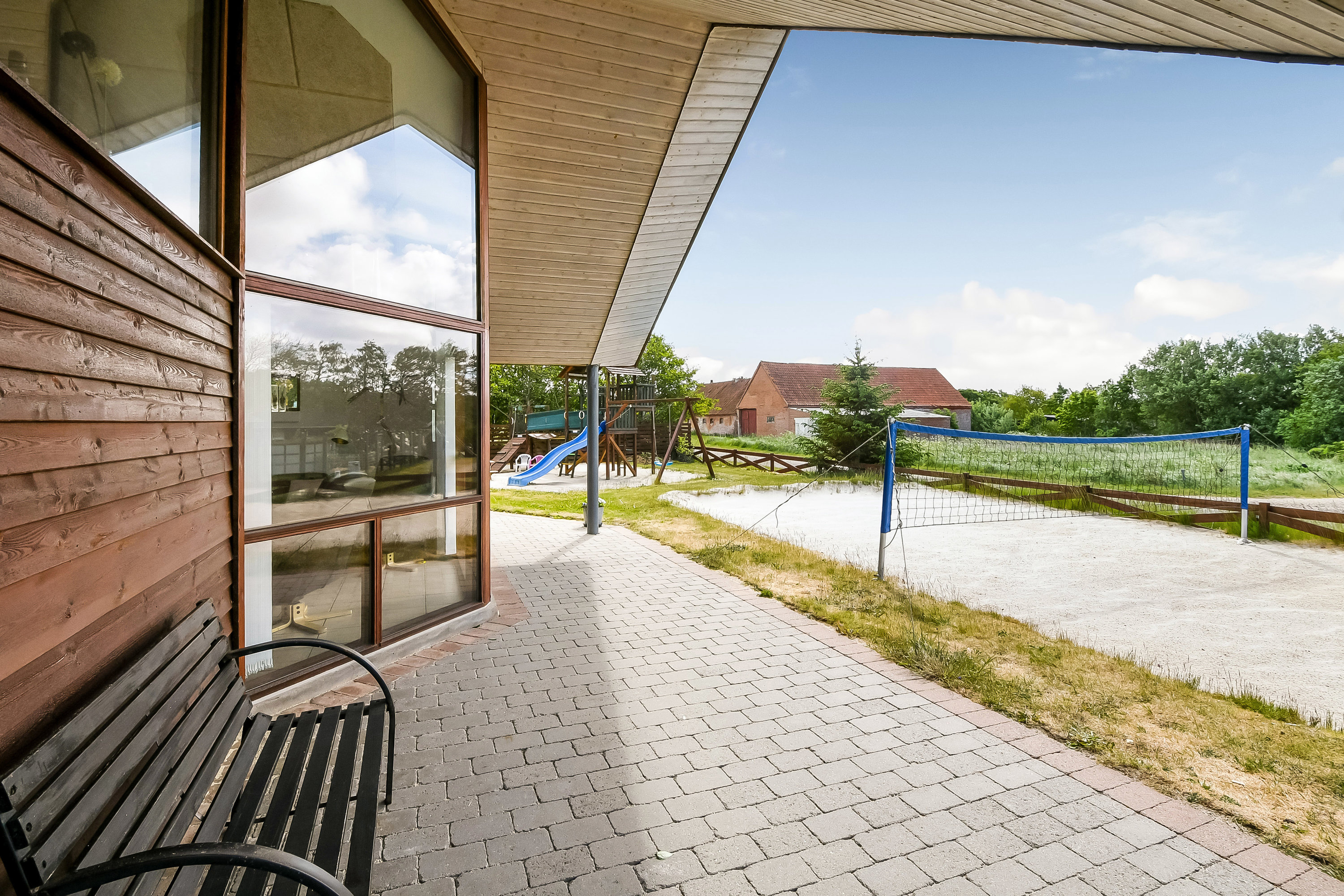 Fremhævet terrasse billede i fuldskærmstilstand. Billede af Hulvej 2, Ejsingholm, 7830 Vinderup