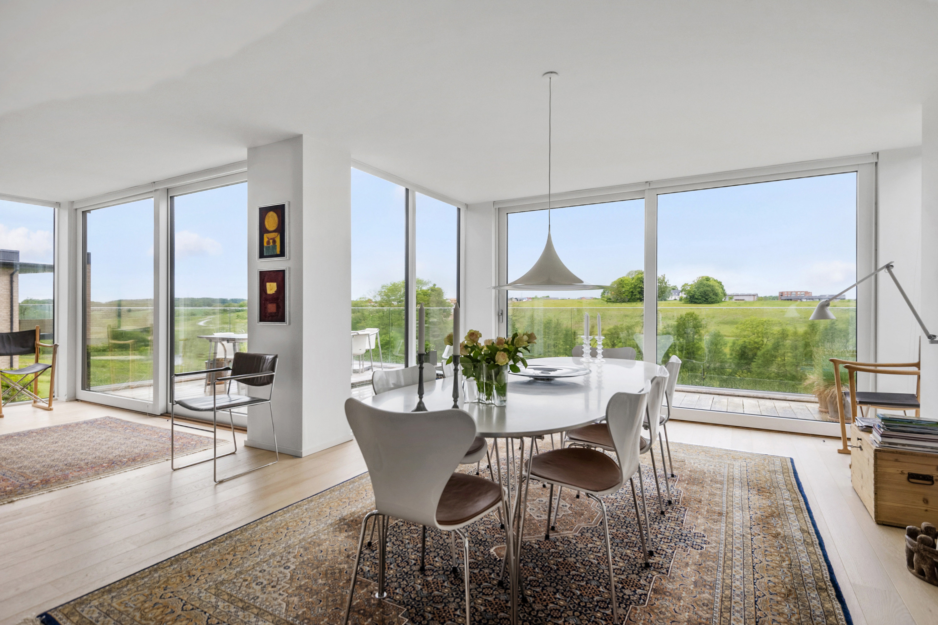 Fremhævet spisestue billede i fuldskærmstilstand. Billede af Overskov 30, 8300 Odder