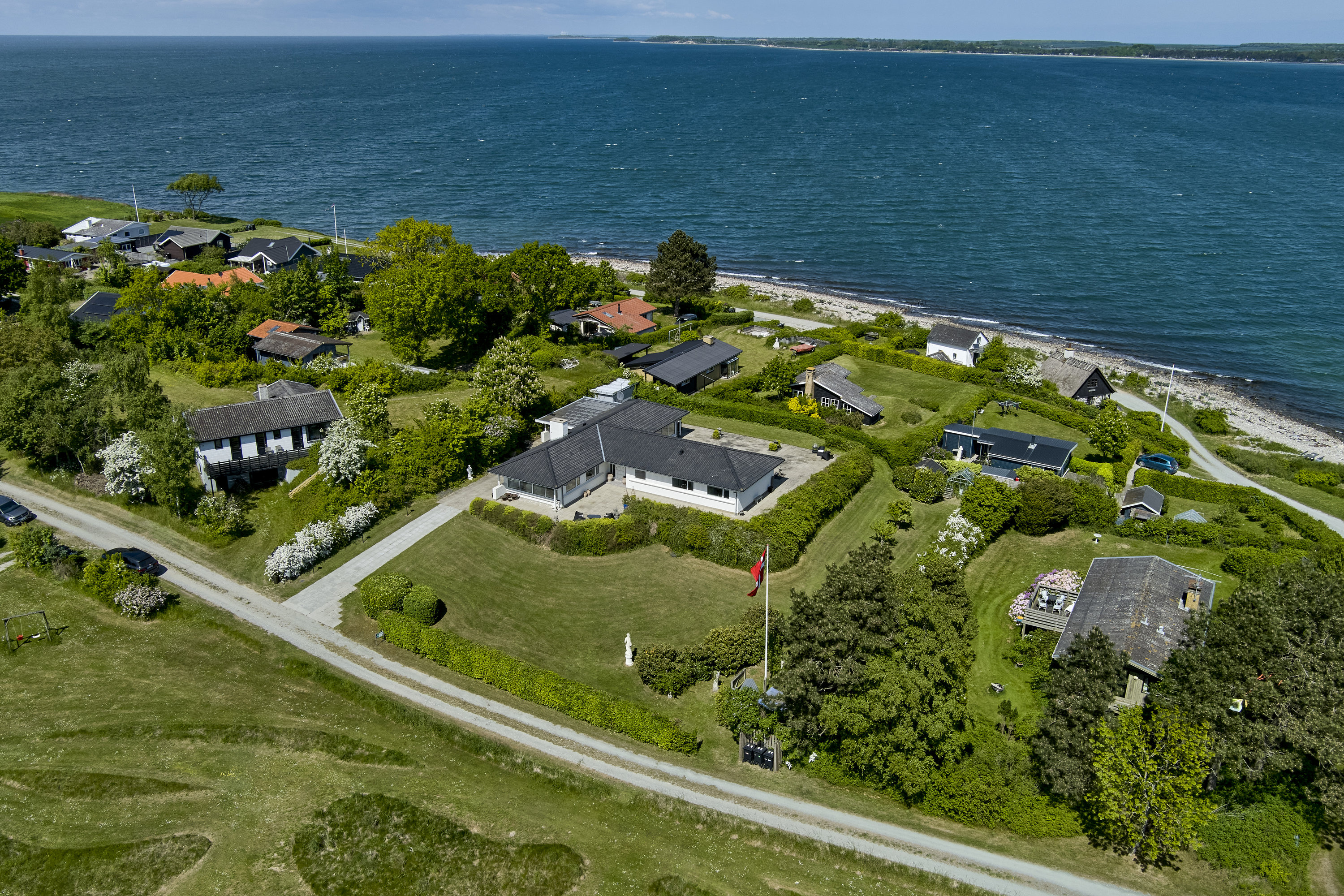 Fremhævet  billede i fuldskærmstilstand. Billede af Madehøjvej 4, Midskov, 5370 Mesinge