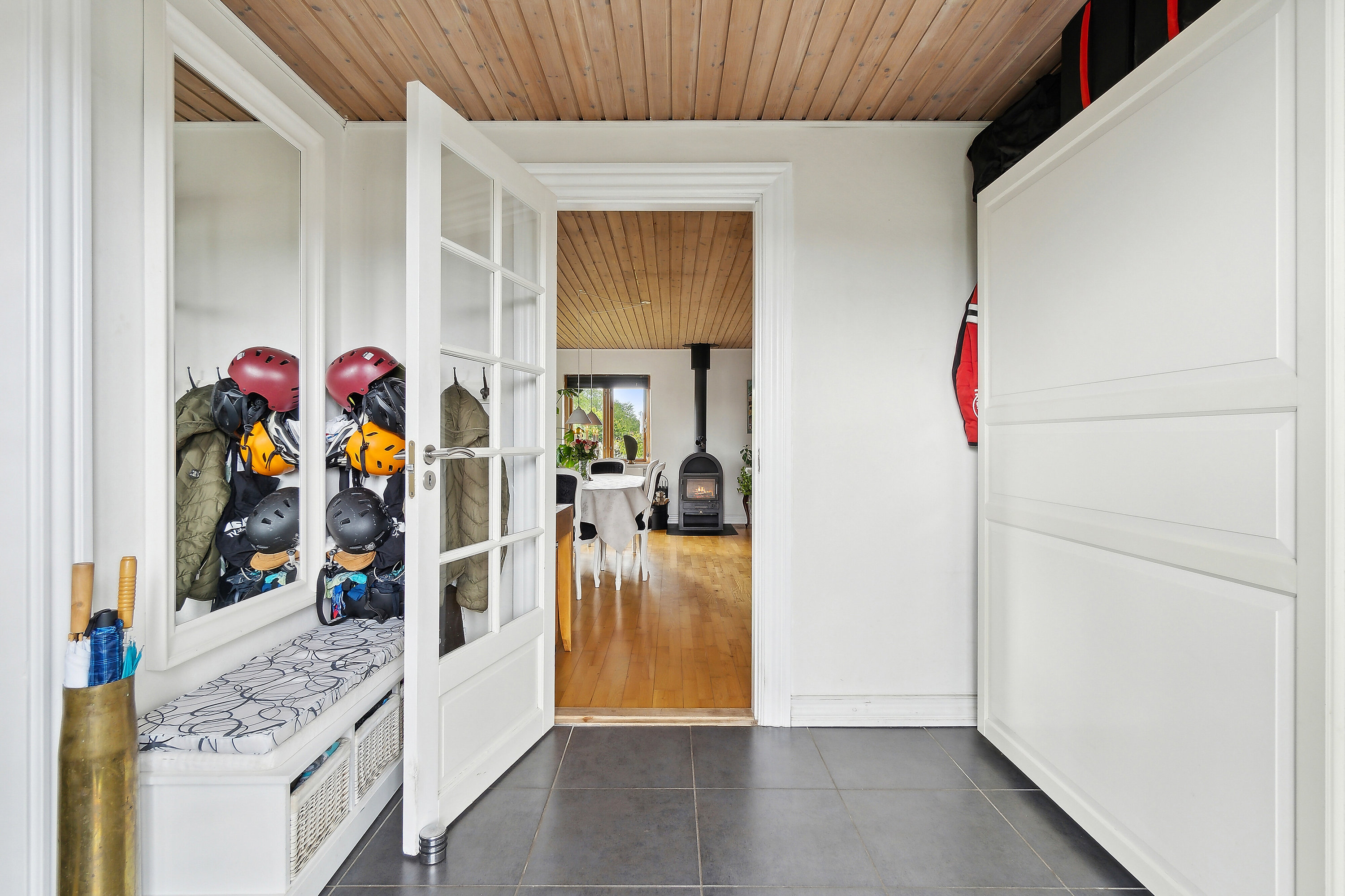 Miniaturebillede 2: entré. Billede af Musettevej 5, Asserbo, 3360 Liseleje