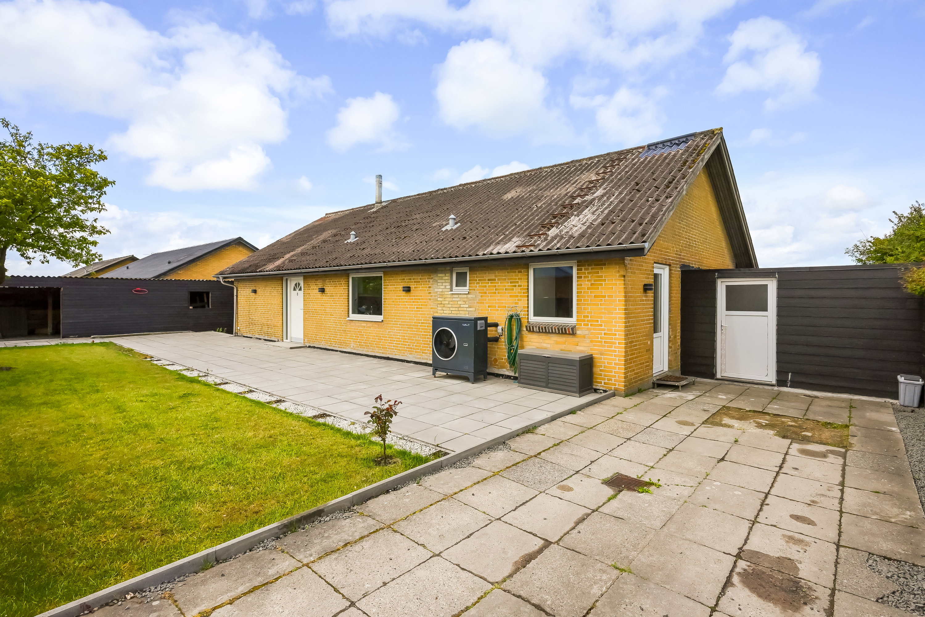 Miniaturebillede 2: ejendommen. Billede af Bækkelundvej 8, Rom, 7620 Lemvig