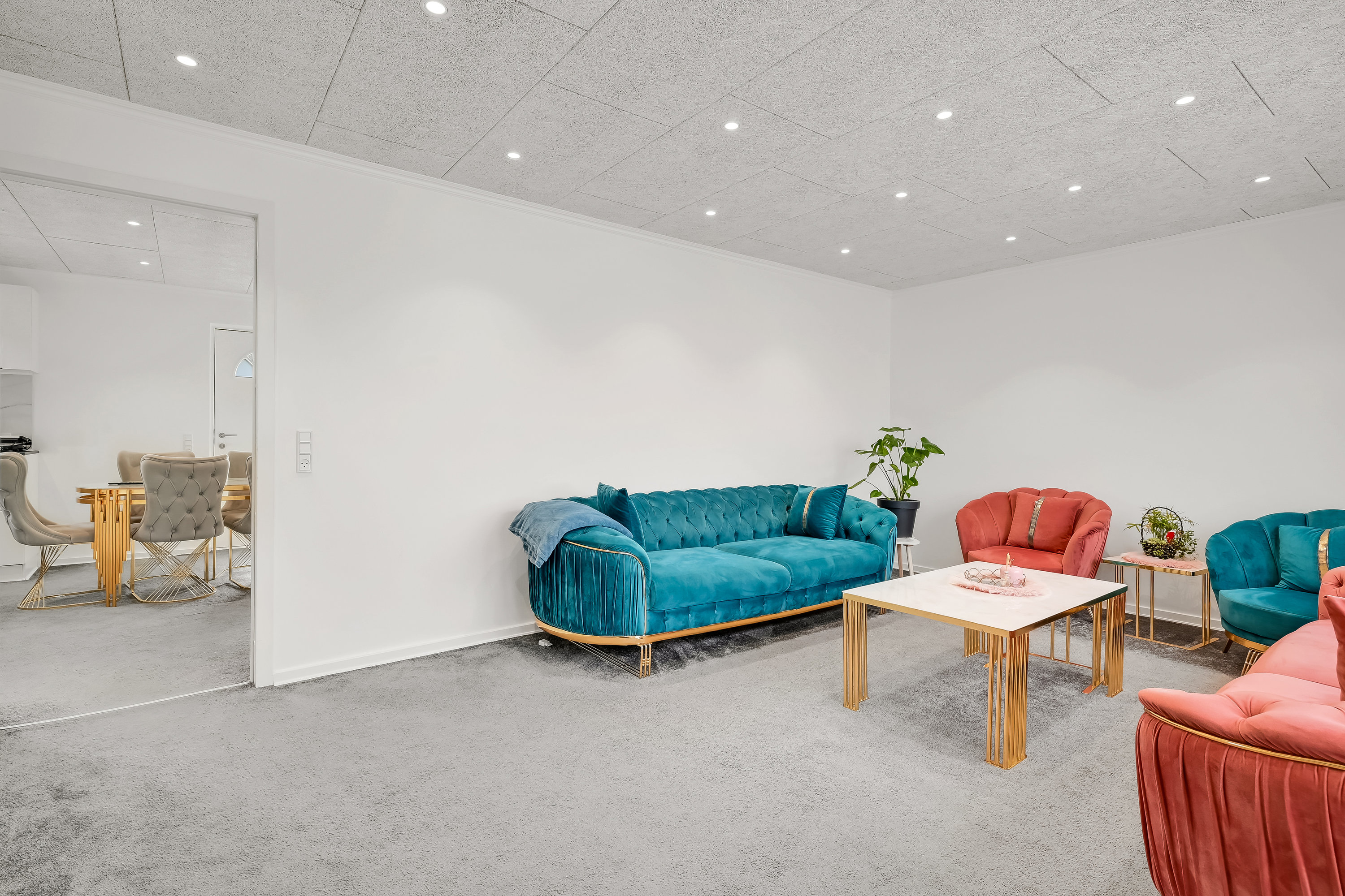 Fremhævet stue billede i fuldskærmstilstand. Billede af Bækkelundvej 8, Rom, 7620 Lemvig