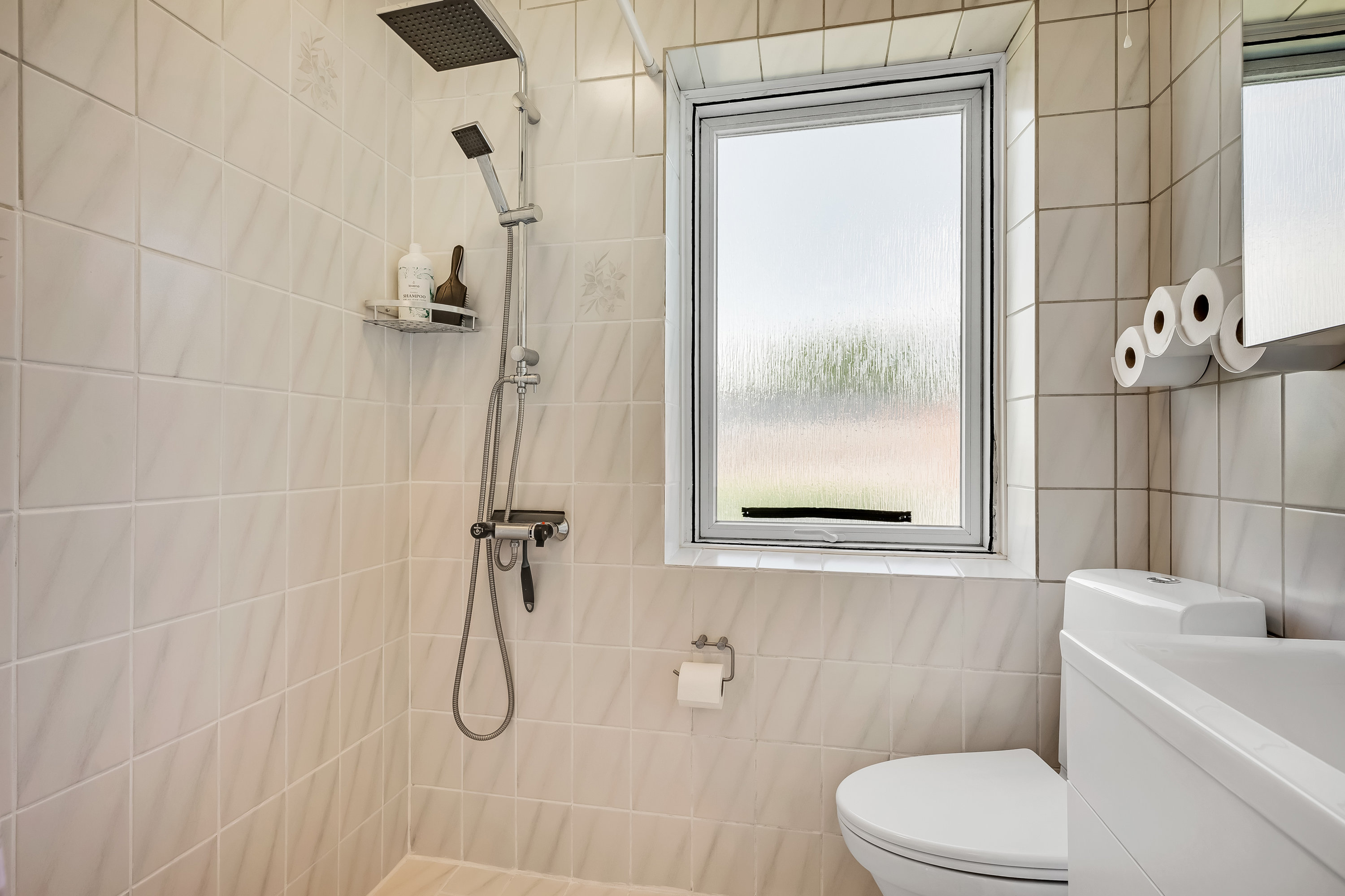 Fremhævet badeværelse billede i fuldskærmstilstand. Billede af Ringgade 5, Lomborg, 7620 Lemvig