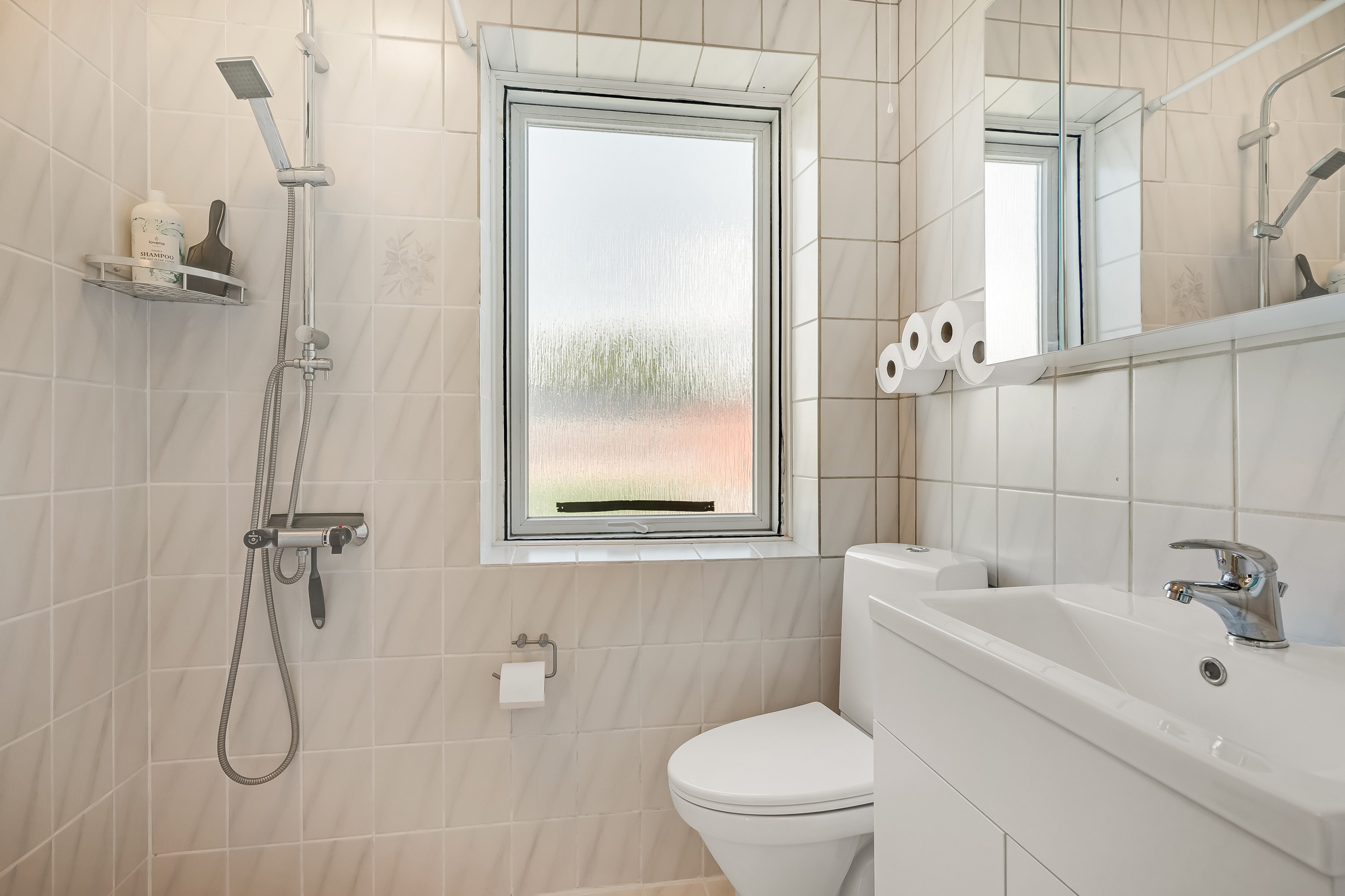 Fremhævet badeværelse billede i fuldskærmstilstand. Billede af Ringgade 5, Lomborg, 7620 Lemvig