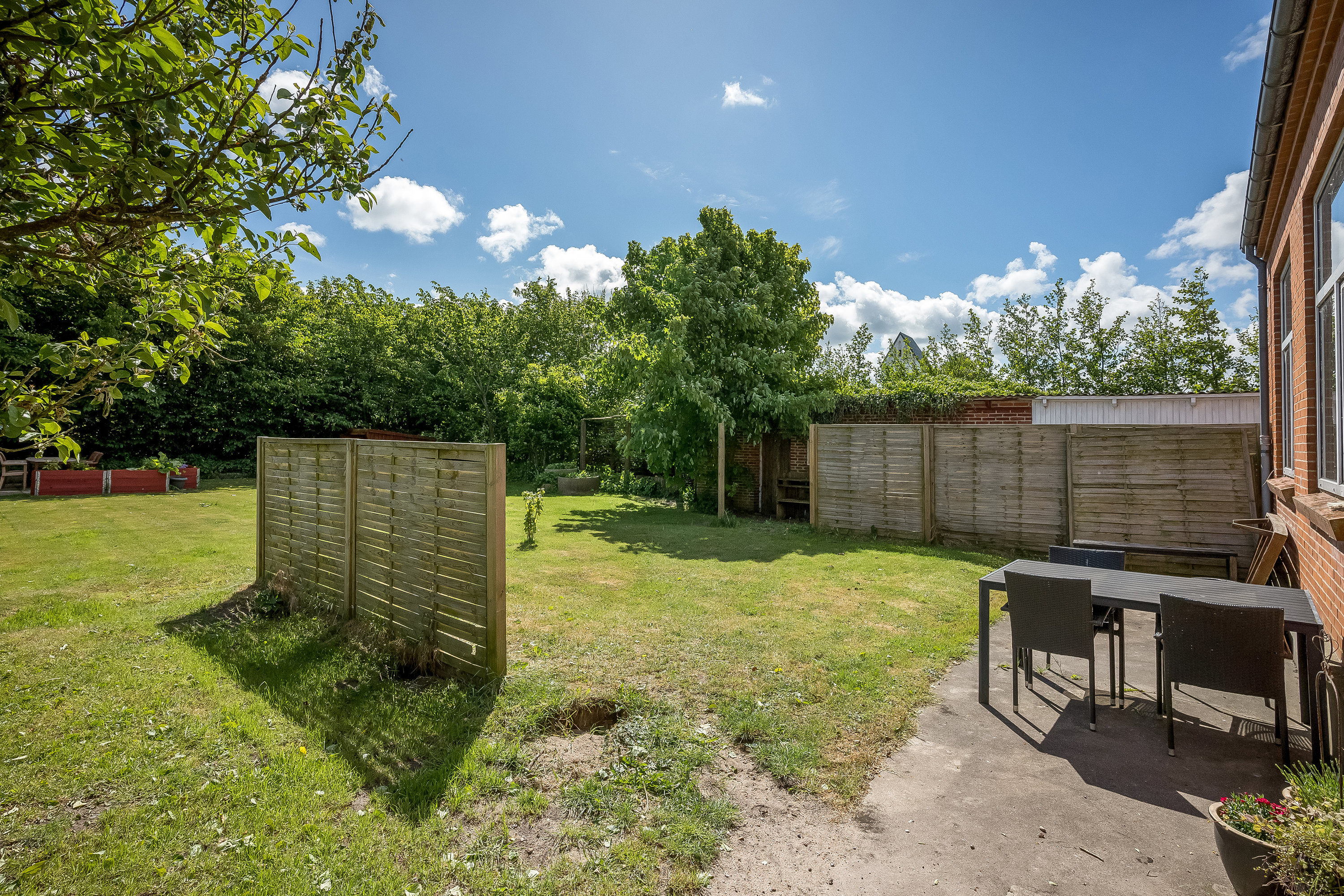 Fremhævet terrasse billede i fuldskærmstilstand. Billede af Algade 43, Ramme, 7620 Lemvig