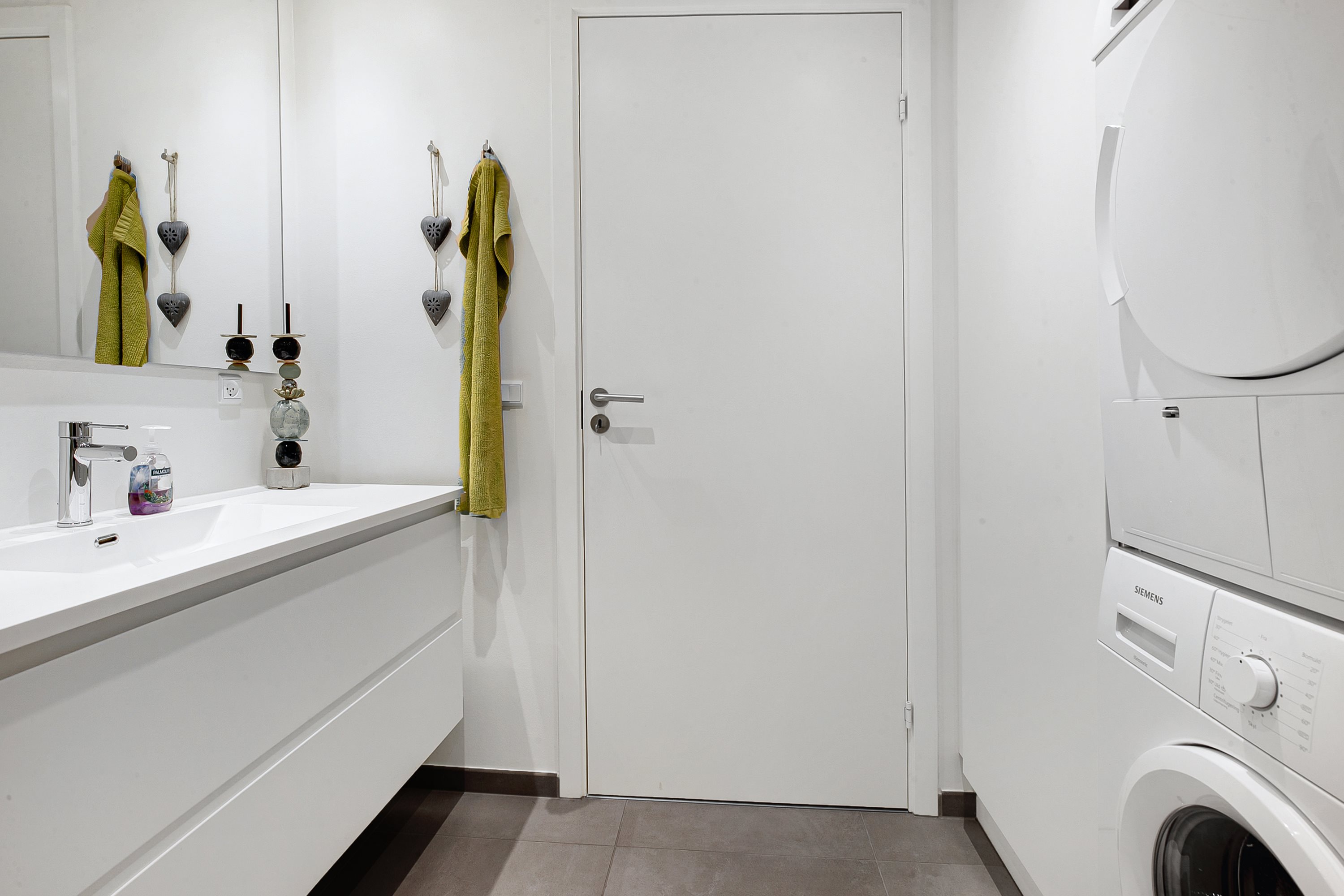 Fremhævet badeværelse billede i fuldskærmstilstand. Billede af Julius Posselts Vej 3A, 13. 6., 9400 Nørresundby