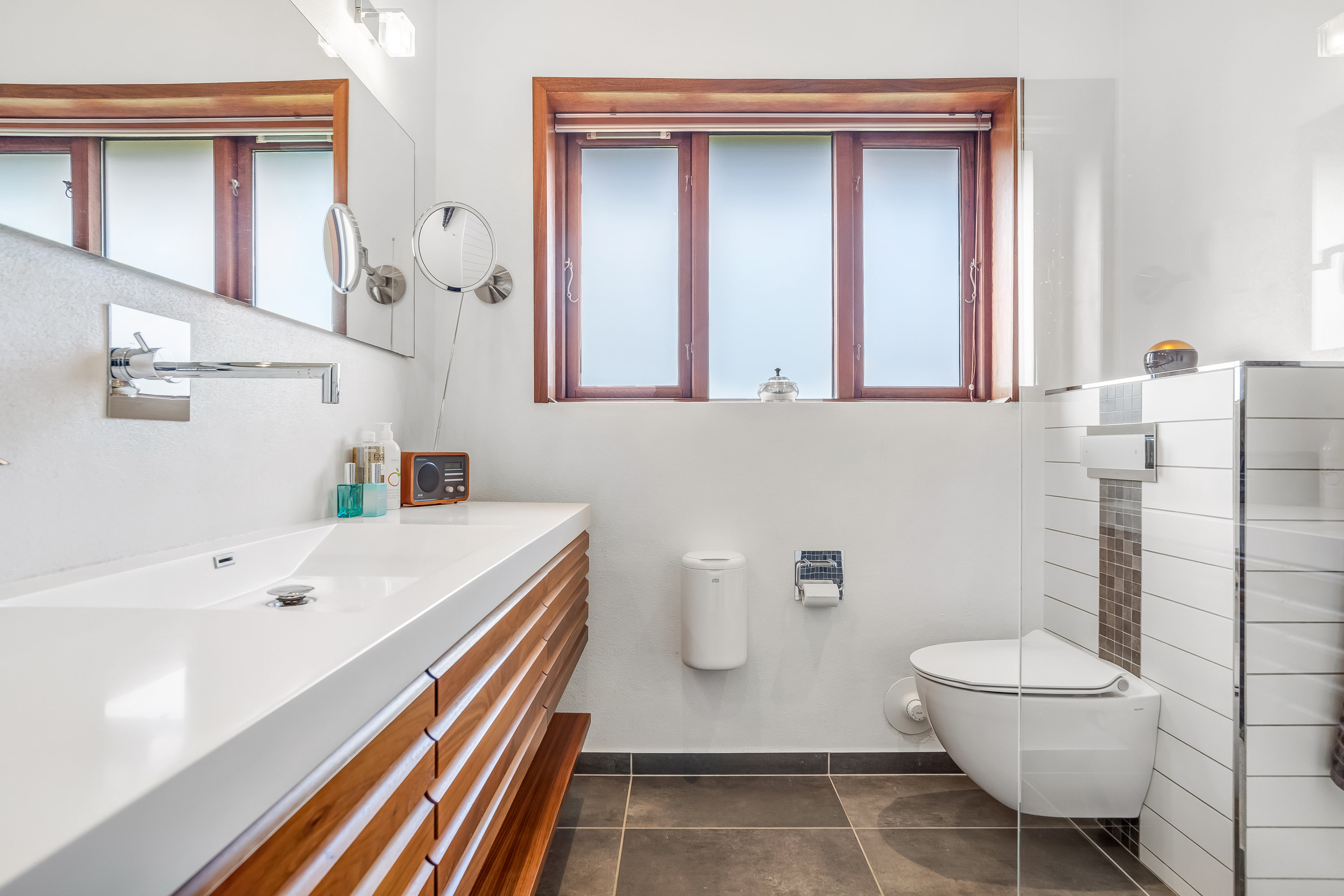 Fremhævet badeværelse billede i fuldskærmstilstand. Billede af Vølundsvej 113, 7500 Holstebro