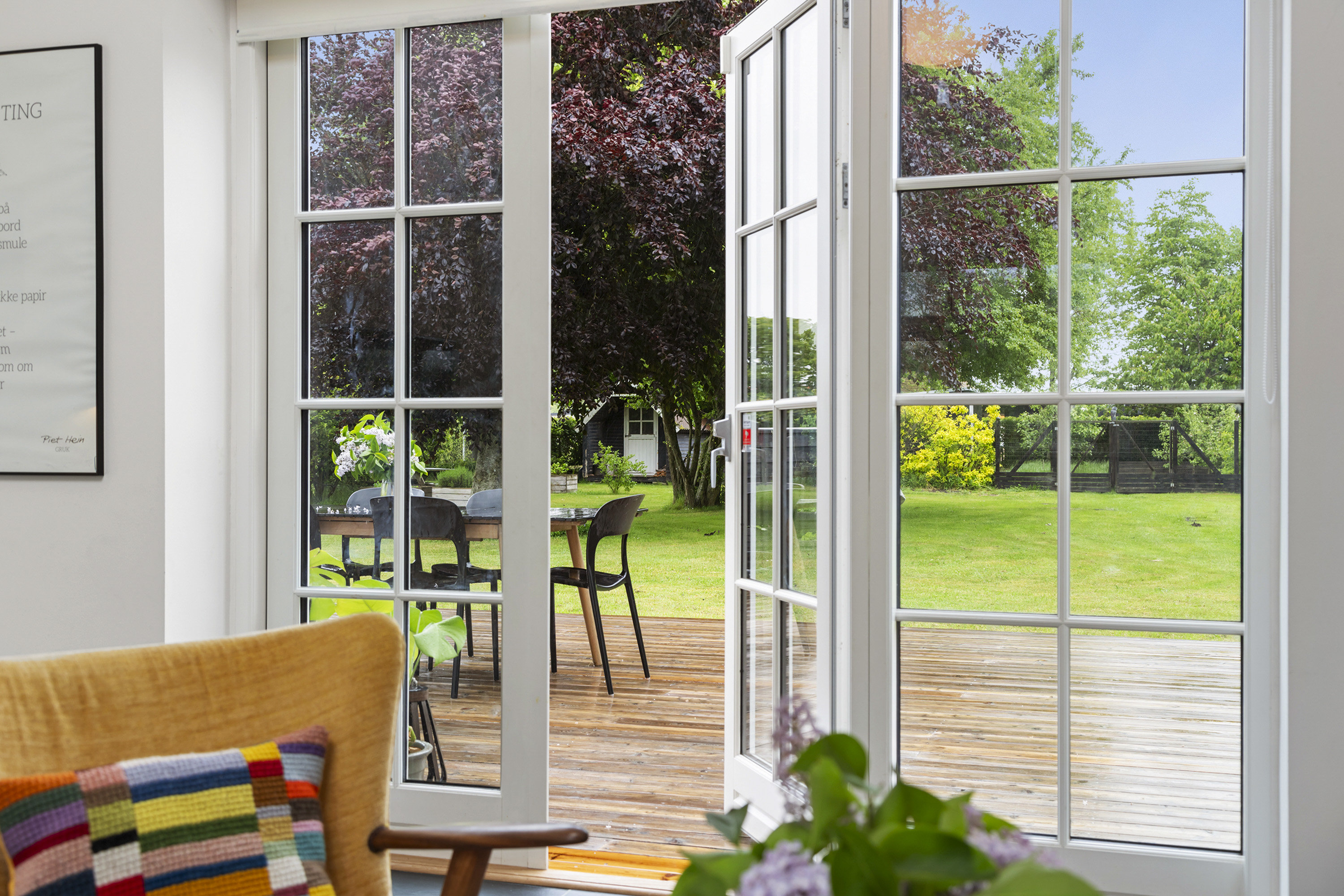 Fremhævet stue billede i fuldskærmstilstand. Billede af Lille Thirupvej 1, 9800 Hjørring