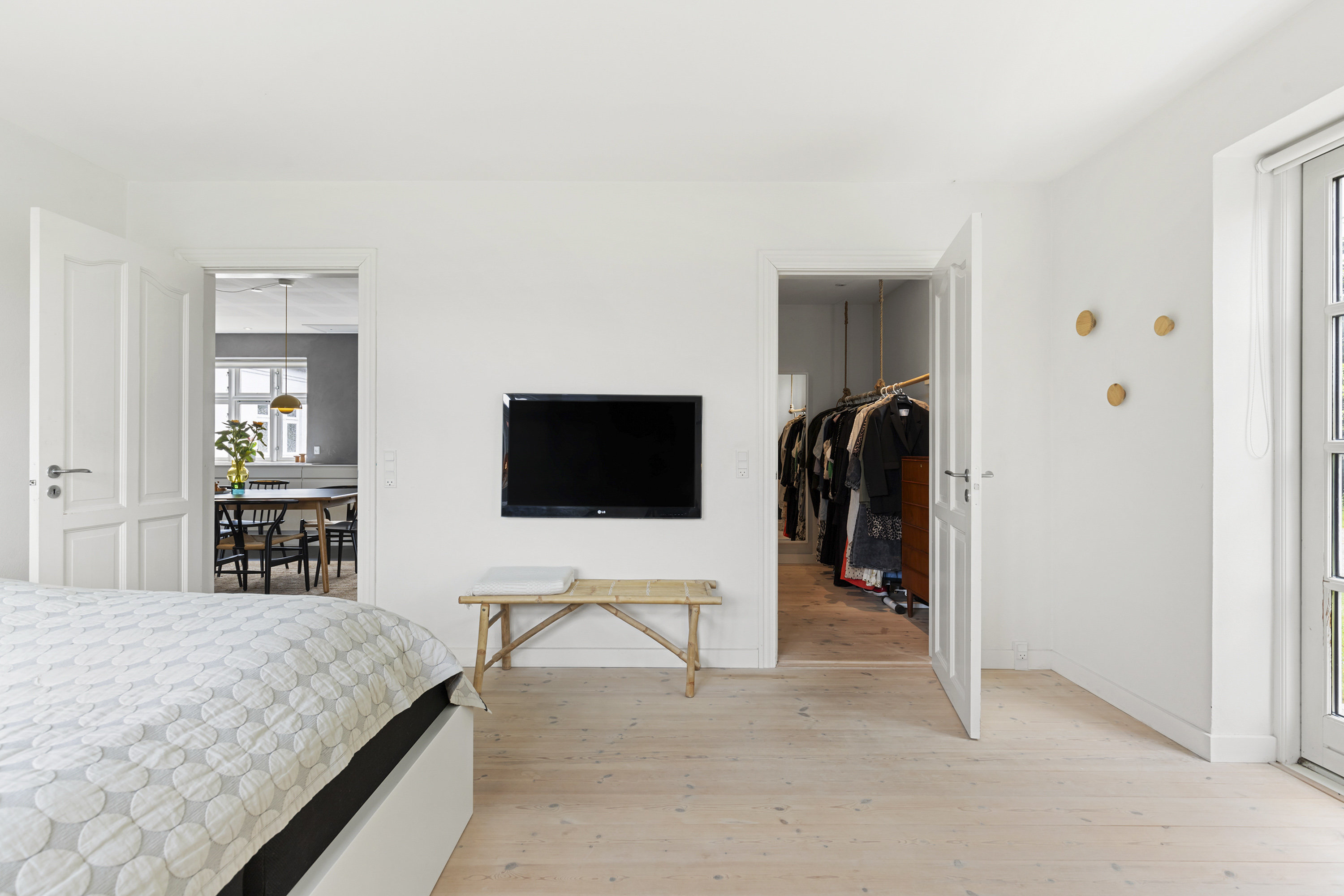 Fremhævet værelse billede i fuldskærmstilstand. Billede af Lille Thirupvej 1, 9800 Hjørring