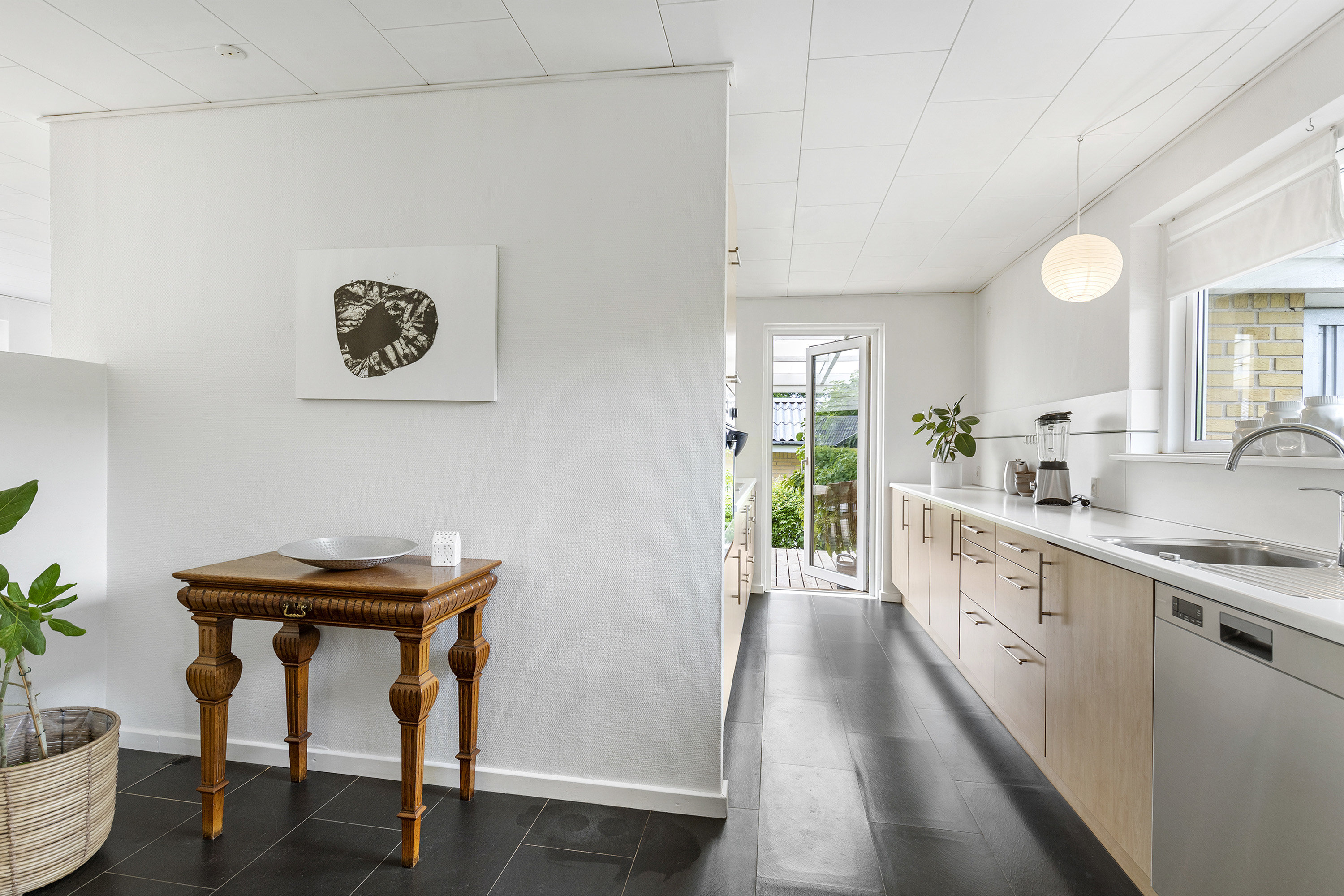 Fremhævet køkken billede i fuldskærmstilstand. Billede af Kingosvej 8, 9760 Vrå