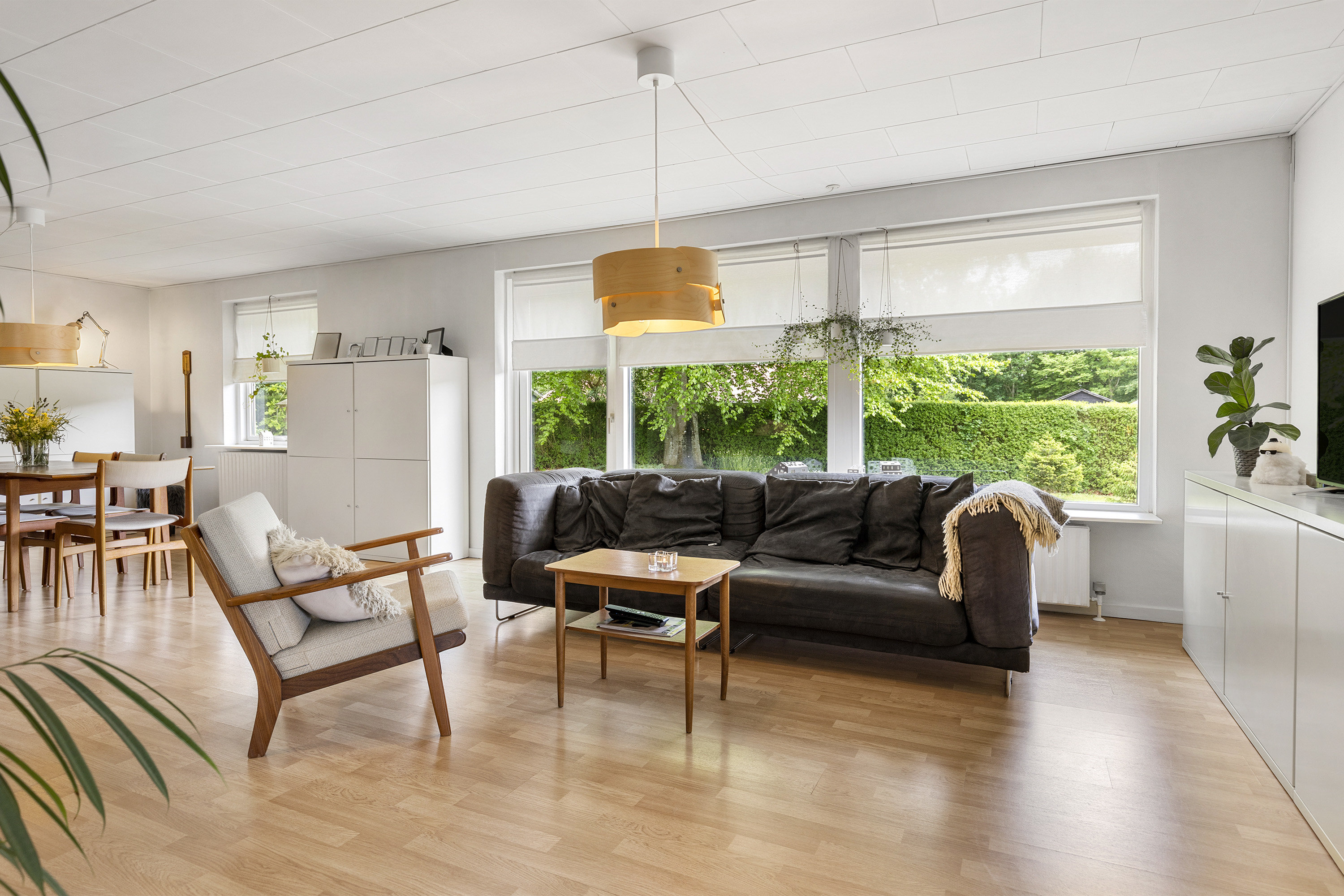 Fremhævet stue billede i fuldskærmstilstand. Billede af Kingosvej 8, 9760 Vrå