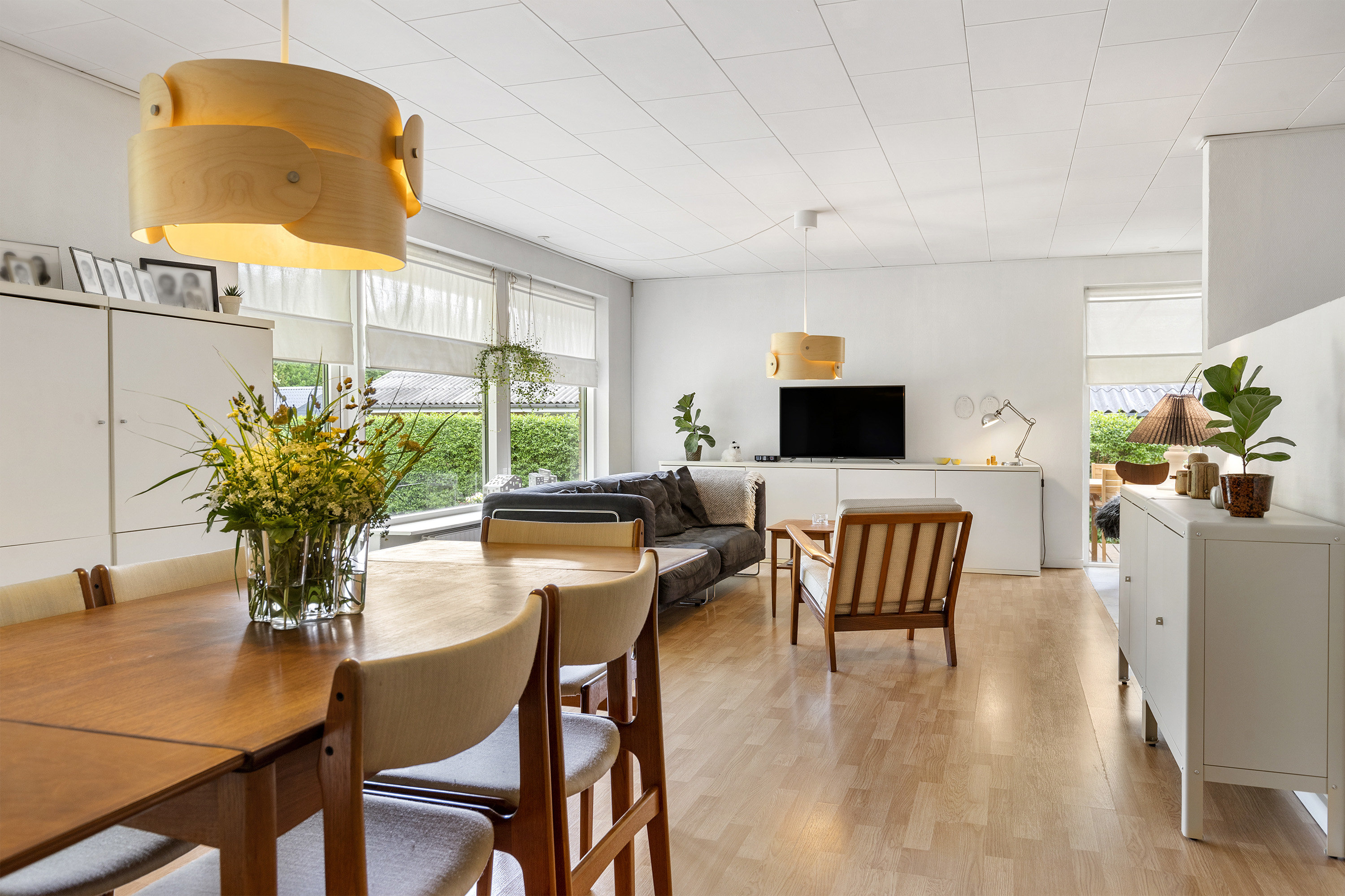 Fremhævet stue billede i fuldskærmstilstand. Billede af Kingosvej 8, 9760 Vrå