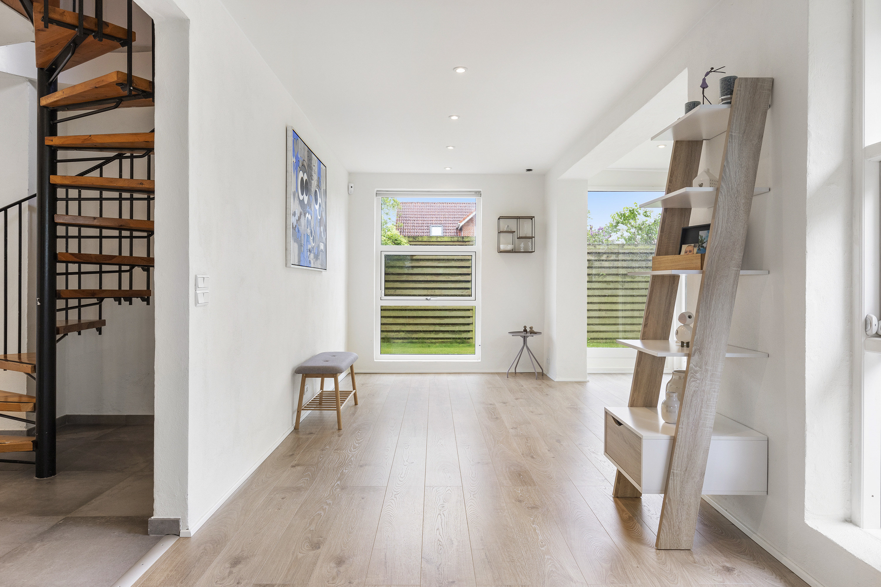 Fremhævet stue billede i fuldskærmstilstand. Billede af Tårnvej 11, 9760 Vrå