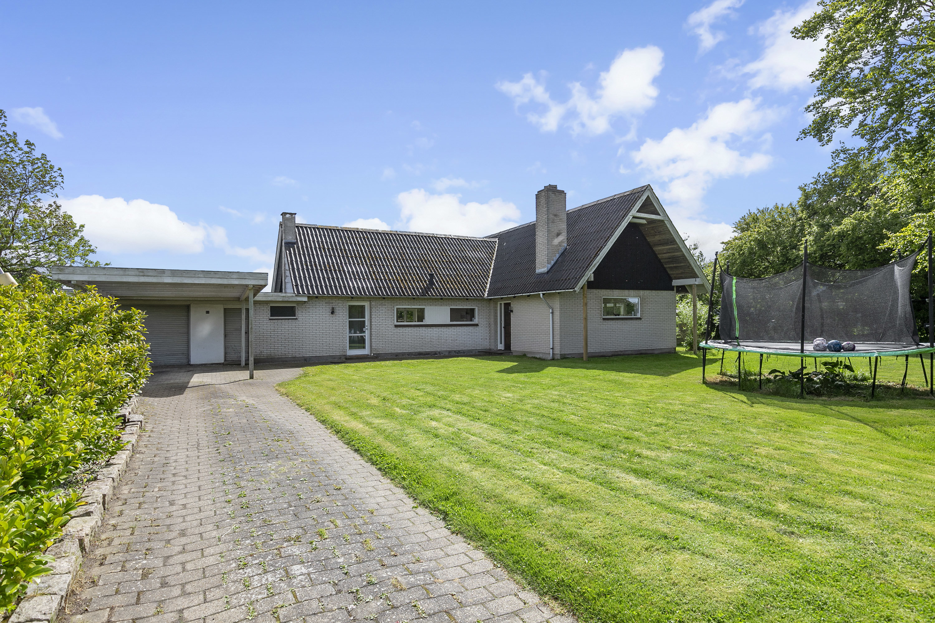 Fremhævet ejendommen billede i fuldskærmstilstand. Billede af Tårnvej 11, 9760 Vrå