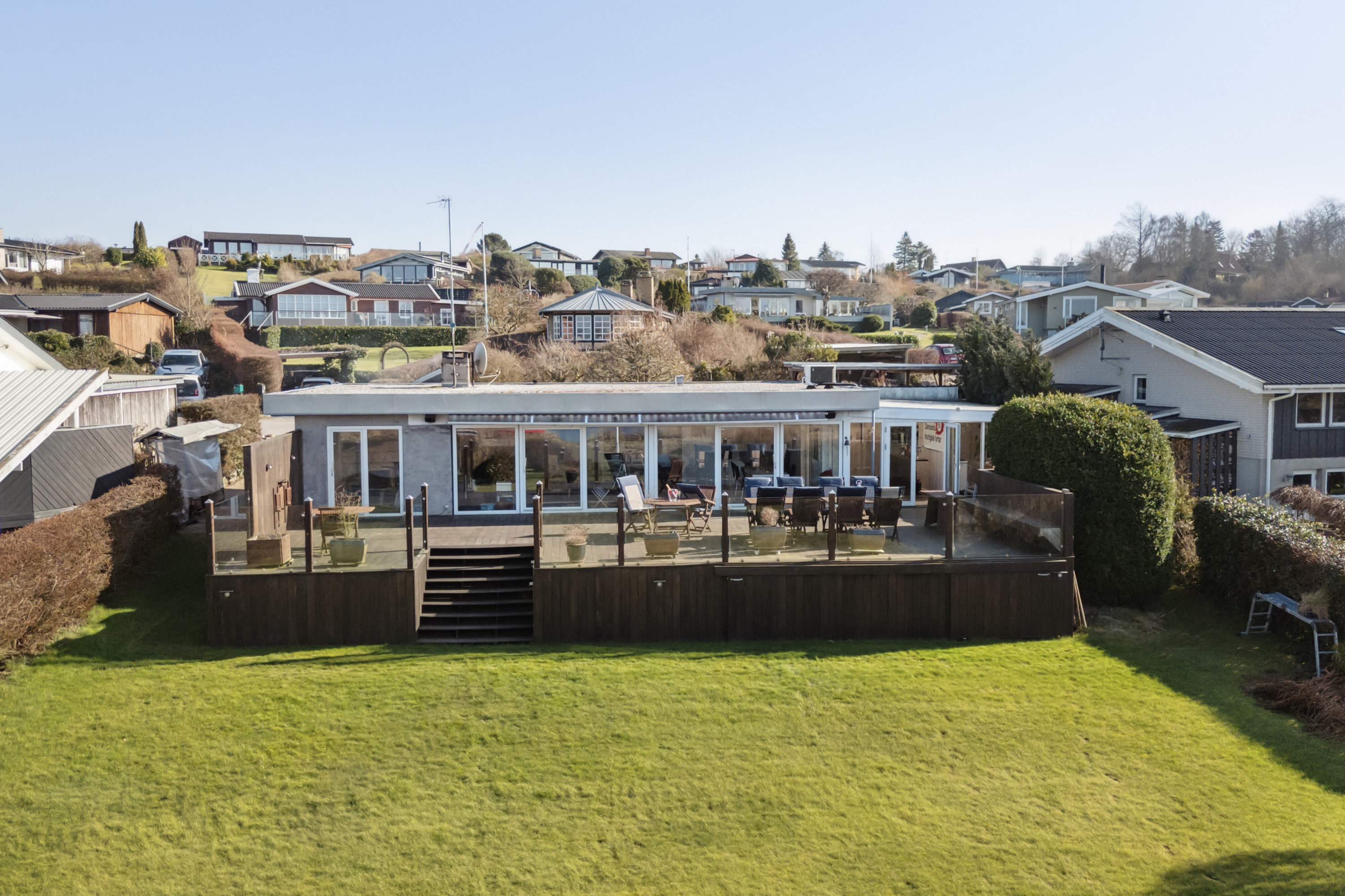 Fremhævet set fra haven billede i fuldskærmstilstand. Billede af Strandvang 35, Lindenborg, 4000 Roskilde
