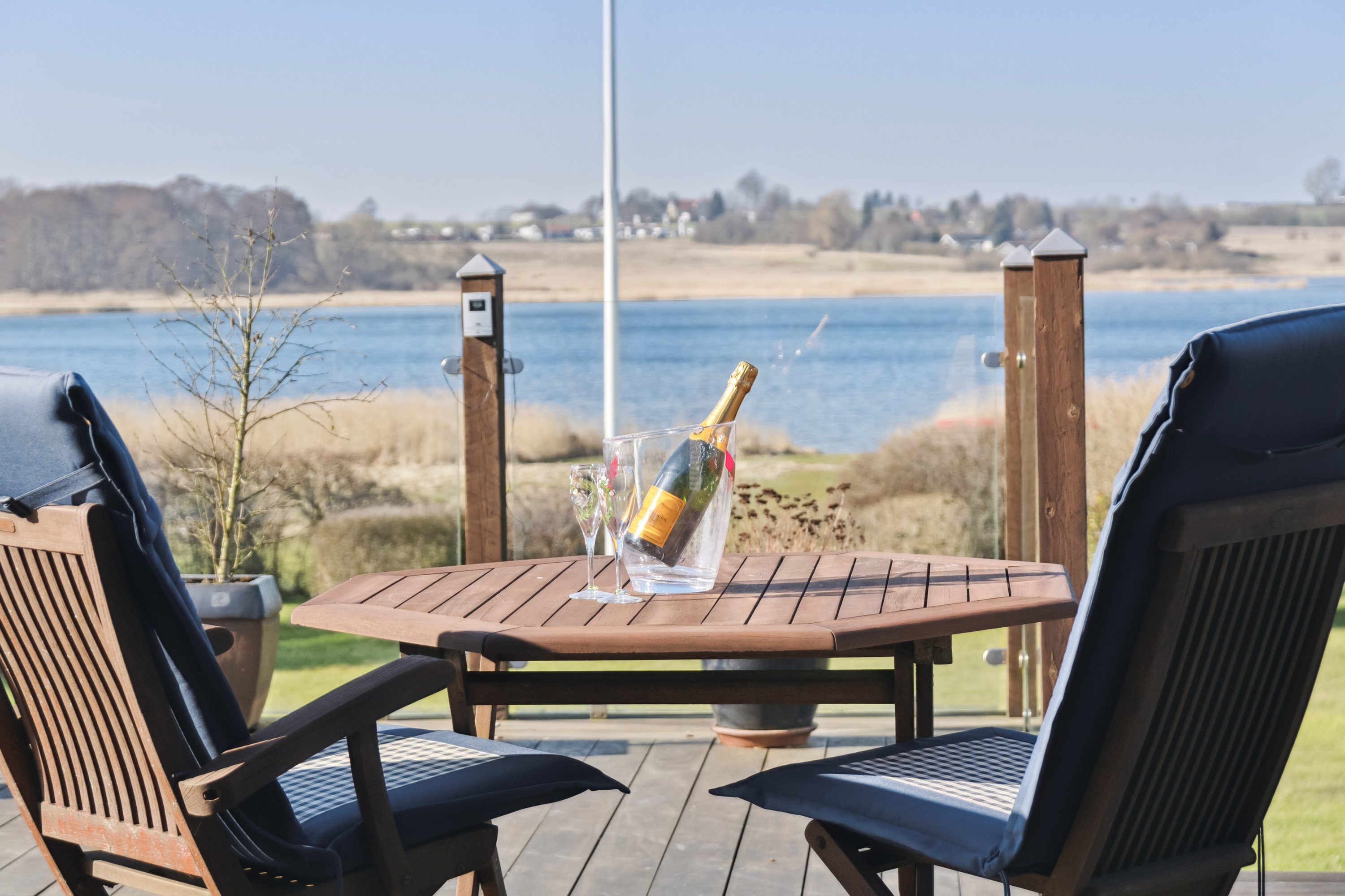 Fremhævet udendørs billede i fuldskærmstilstand. Billede af Strandvang 35, Lindenborg, 4000 Roskilde