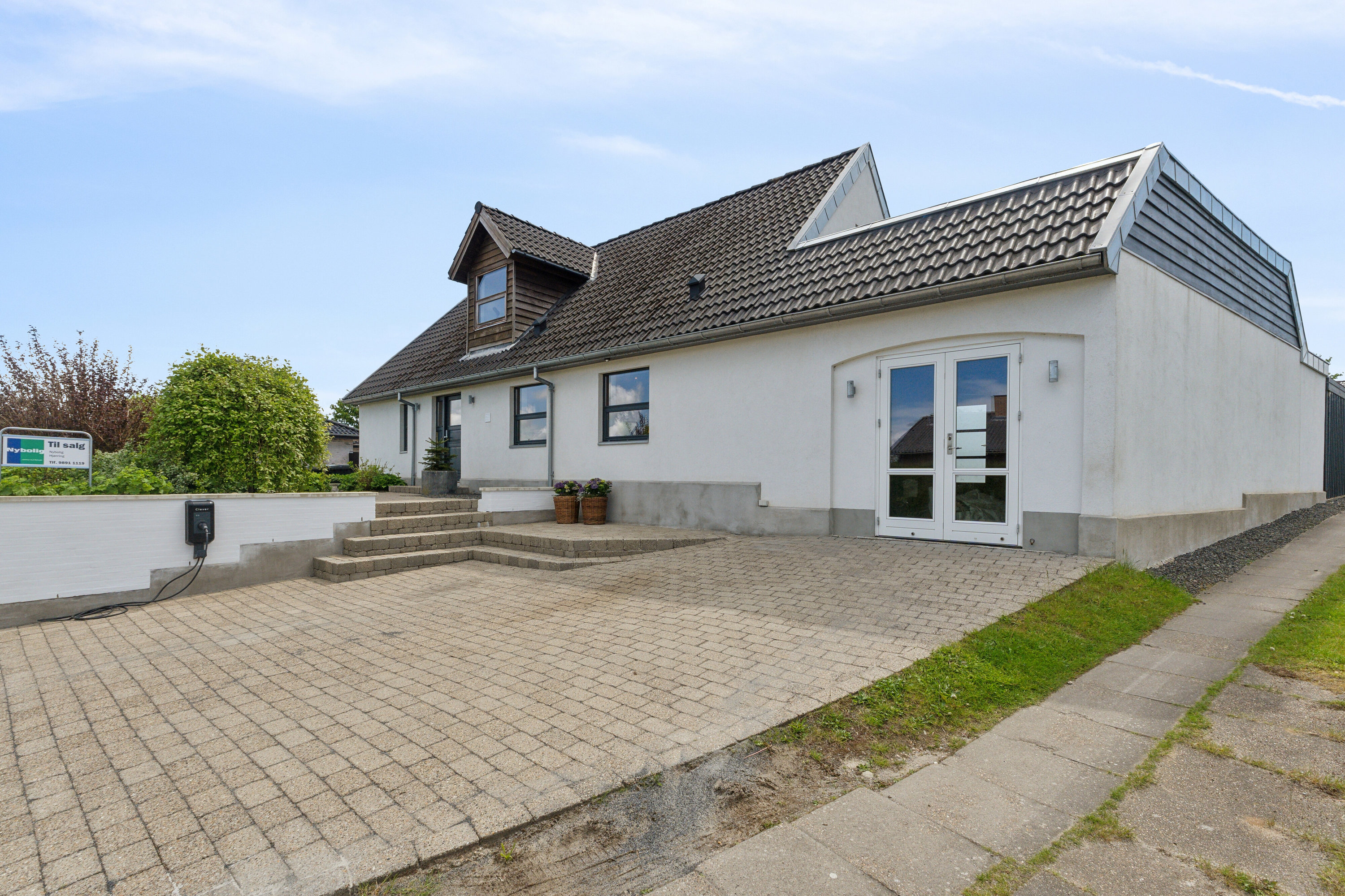 Fremhævet set fra vejen billede i fuldskærmstilstand. Billede af Skjoldborgsvej 4, 9800 Hjørring