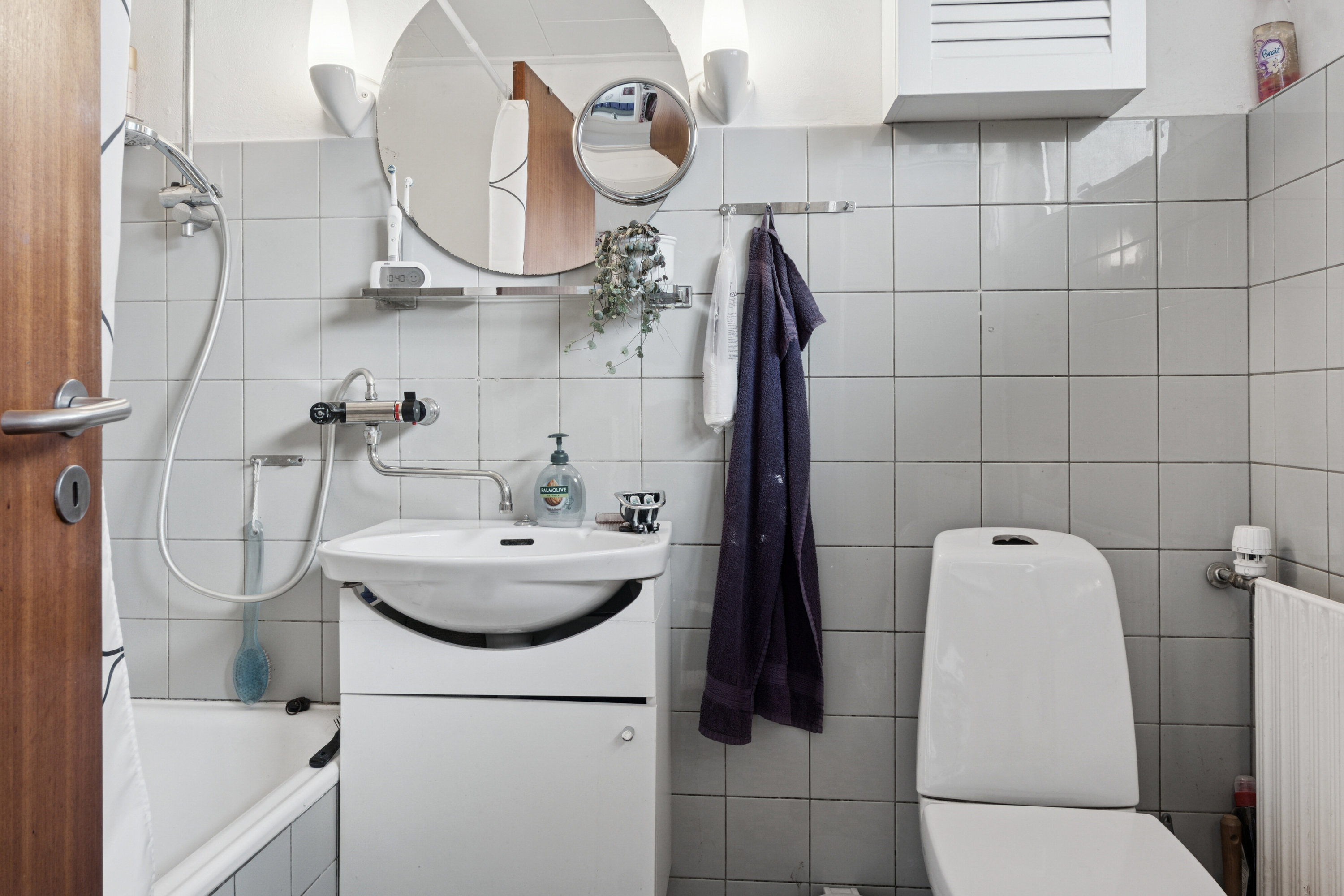 Fremhævet badeværelse billede i fuldskærmstilstand. Billede af Bøgevej 4, 4760 Vordingborg