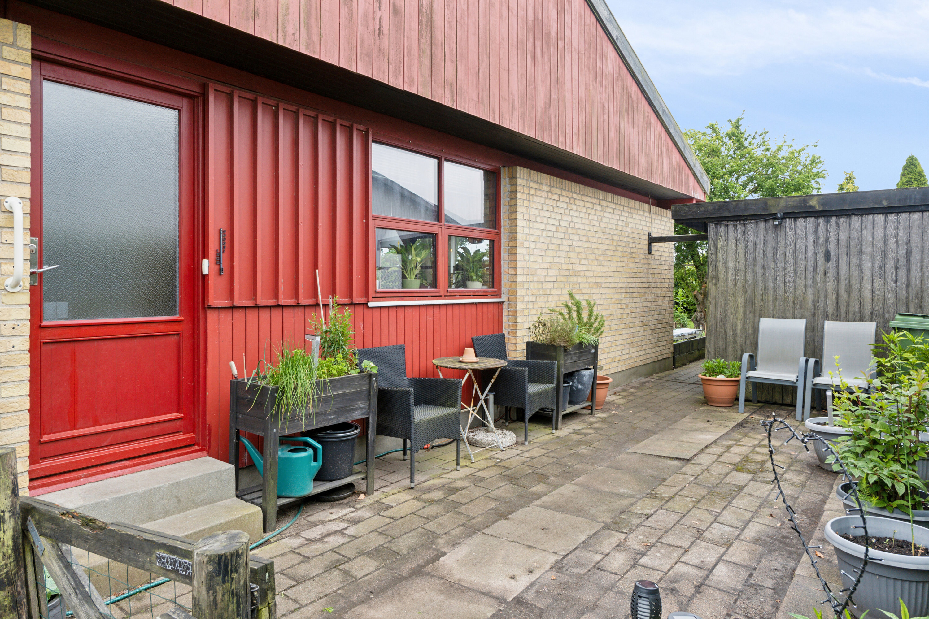 Fremhævet terrasse billede i fuldskærmstilstand. Billede af Bøgevej 4, 4760 Vordingborg