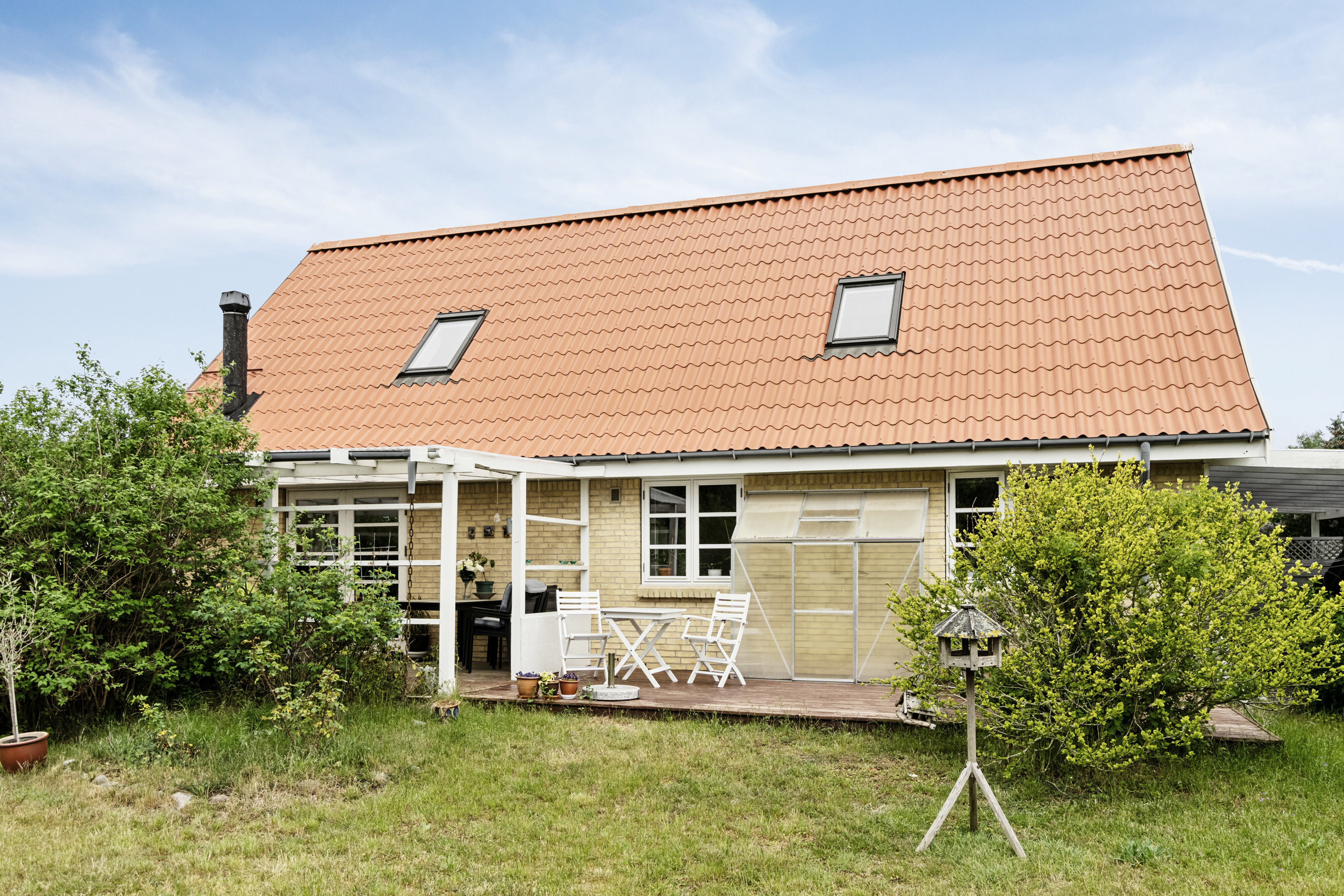 Miniaturebillede 2: set fra haven. Billede af Møllebakken 23, 4581 Rørvig