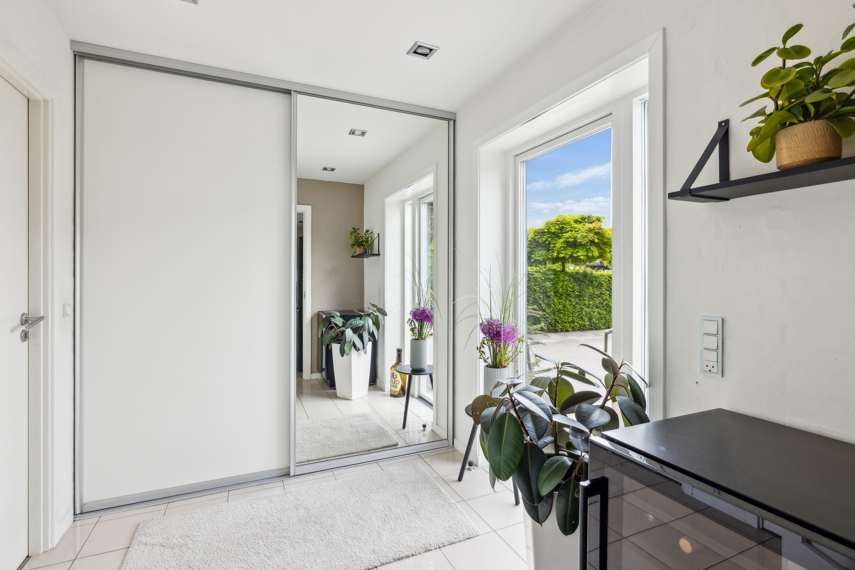 Fremhævet gang billede i fuldskærmstilstand. Billede af Gåsebakken 28, Ugelbølle, 8410 Rønde