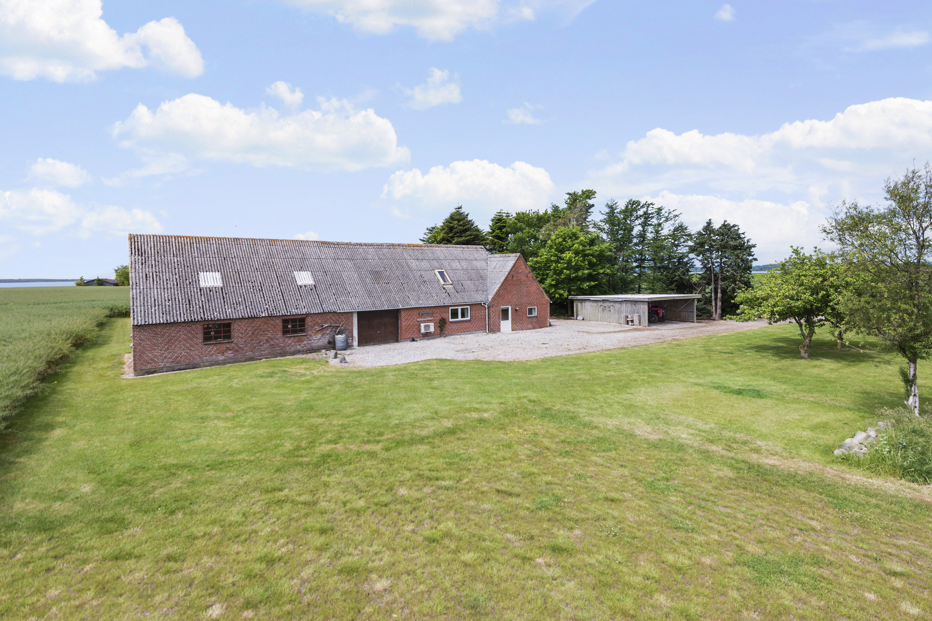 Fremhævet ejendommen billede i fuldskærmstilstand. Billede af Alrøvej 402, Alrø, 8300 Odder