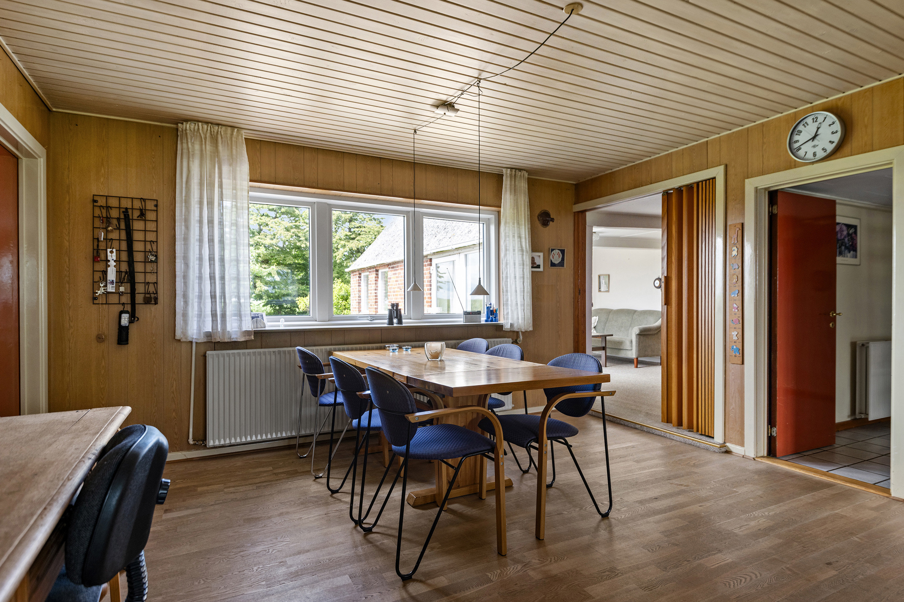 Fremhævet spisestue billede i fuldskærmstilstand. Billede af Alrøvej 402, Alrø, 8300 Odder