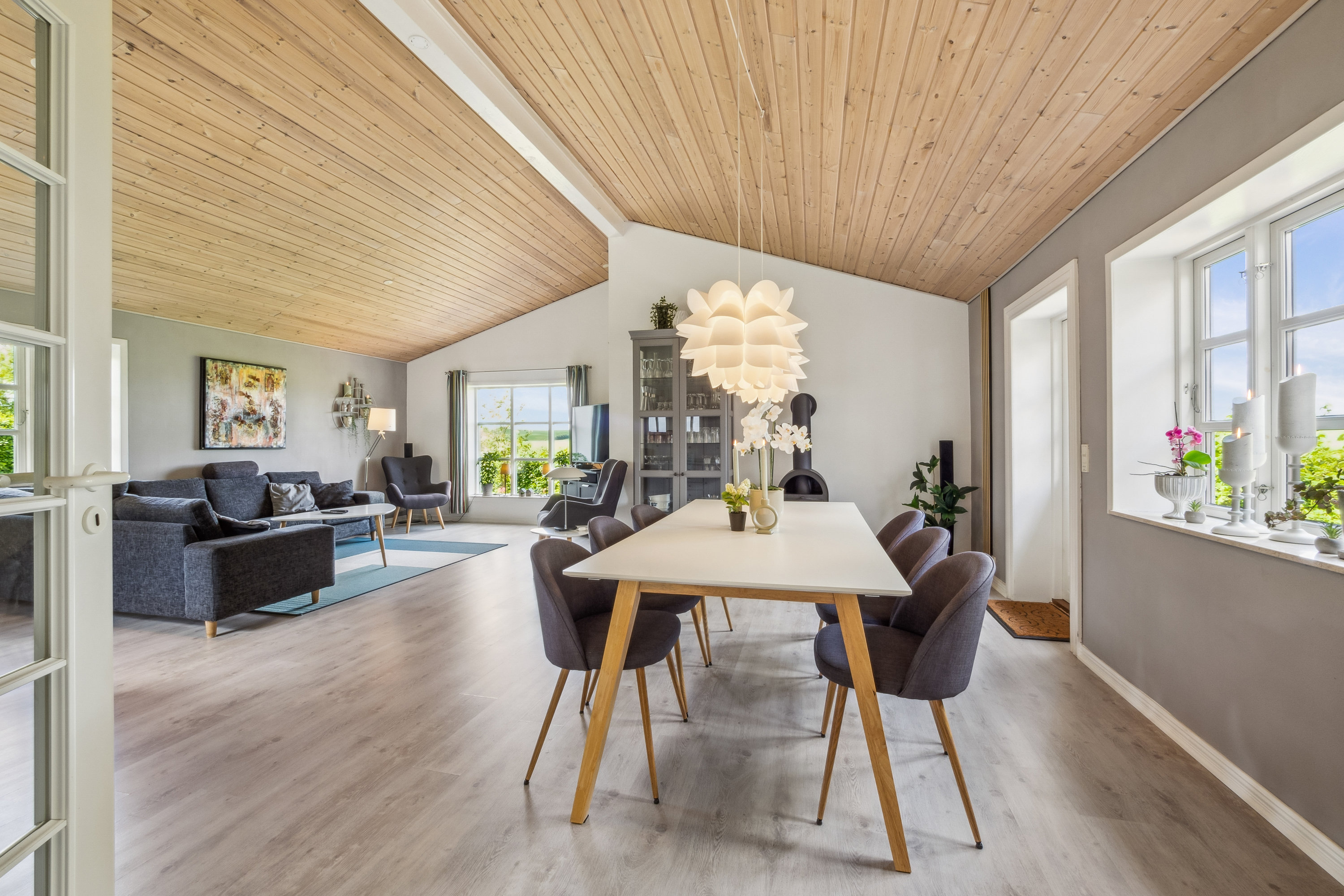 Fremhævet stue billede i fuldskærmstilstand. Billede af Langtoften 16, Solbjerg, 7950 Erslev