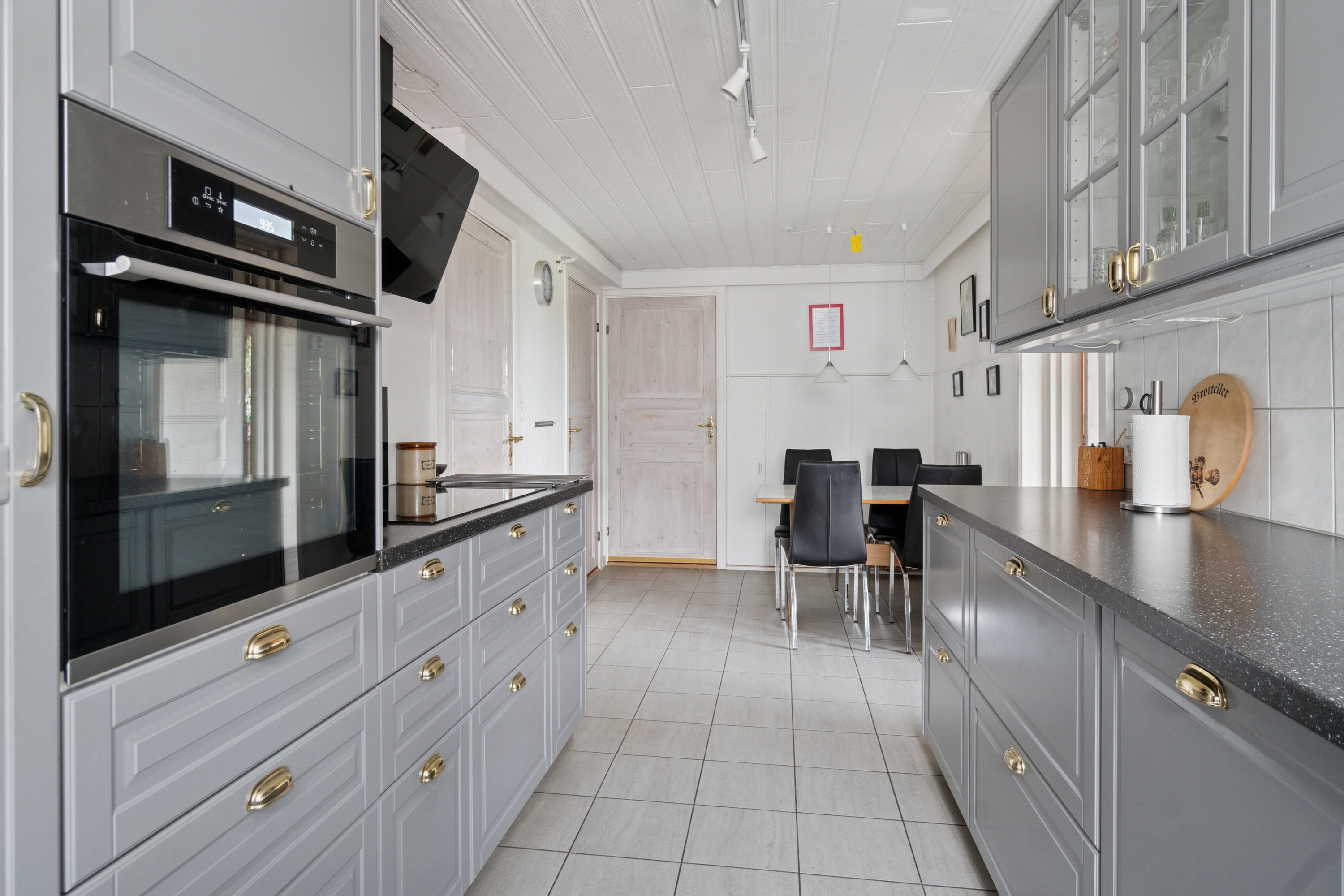 Fremhævet køkken billede i fuldskærmstilstand. Billede af Hemmeshøjvej 17, 4241 Vemmelev