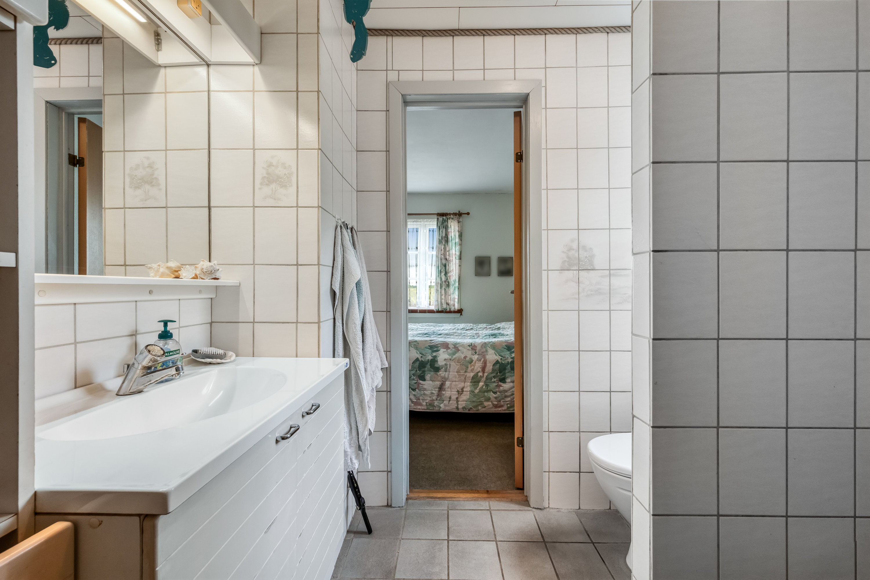 Fremhævet badeværelse billede i fuldskærmstilstand. Billede af Strellevvej 9, Lyne, 6880 Tarm