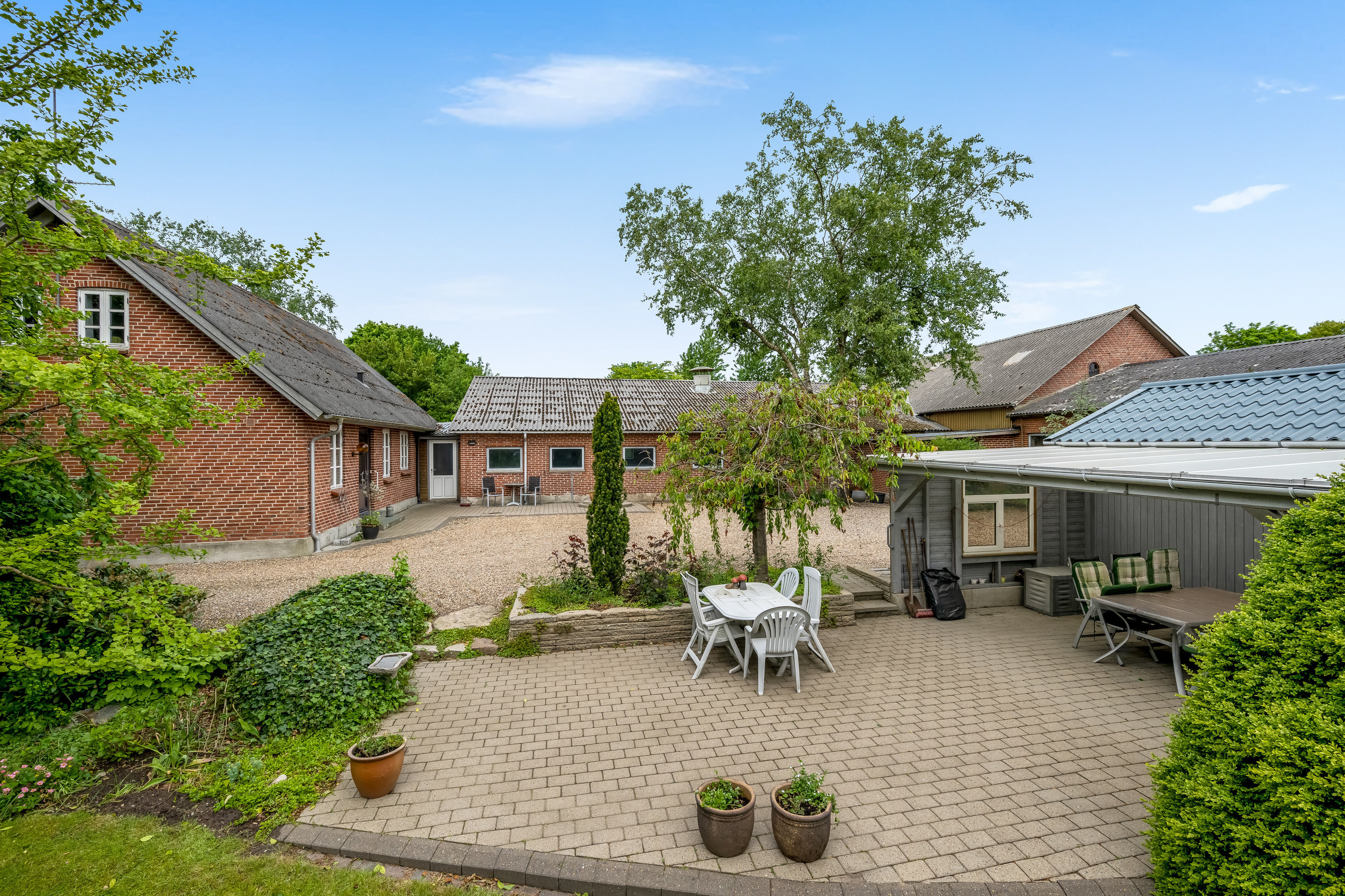 Fremhævet terrasse billede i fuldskærmstilstand. Billede af Strellevvej 9, Lyne, 6880 Tarm