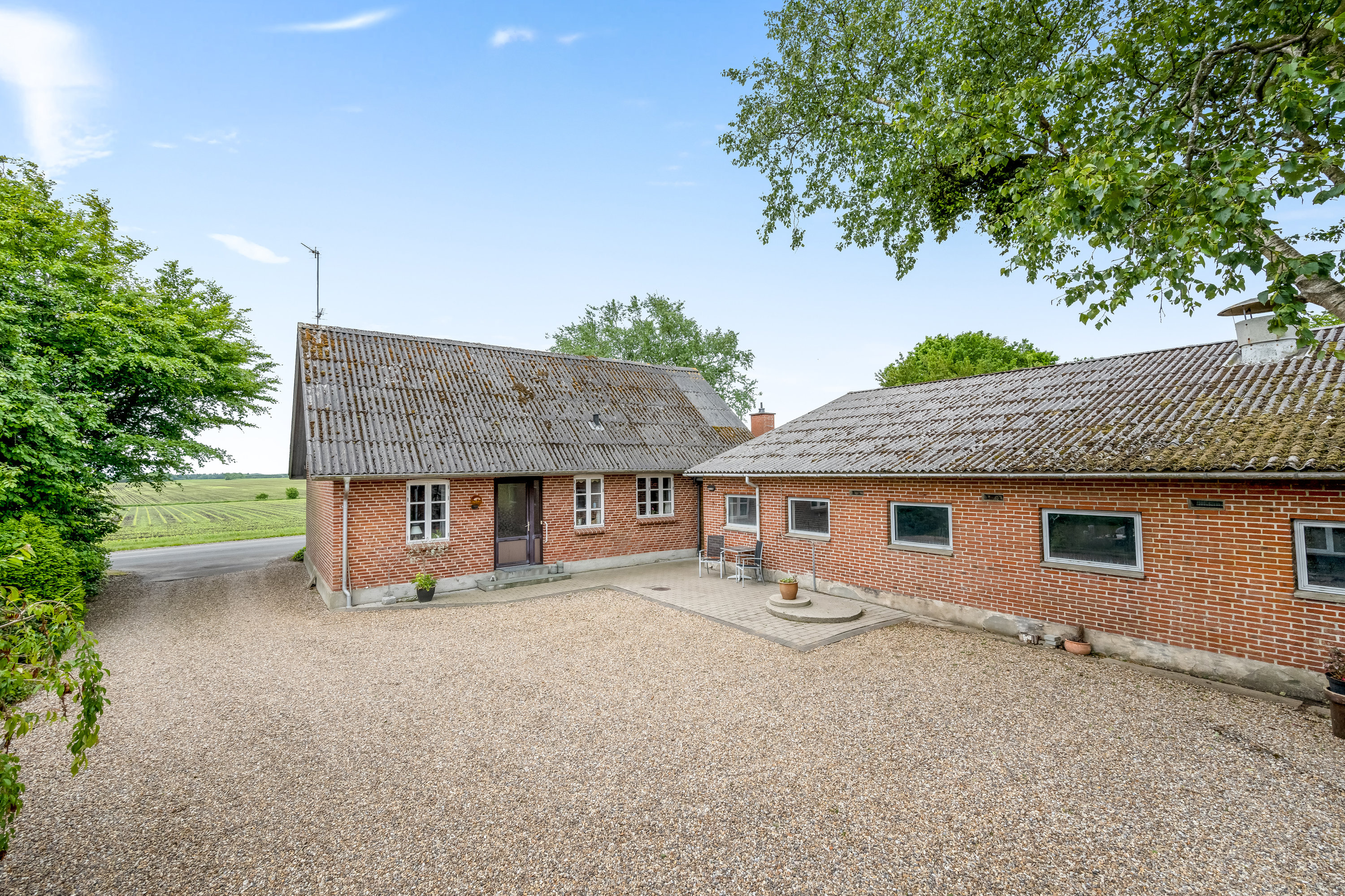 Miniaturebillede 2: facade. Billede af Strellevvej 9, Lyne, 6880 Tarm