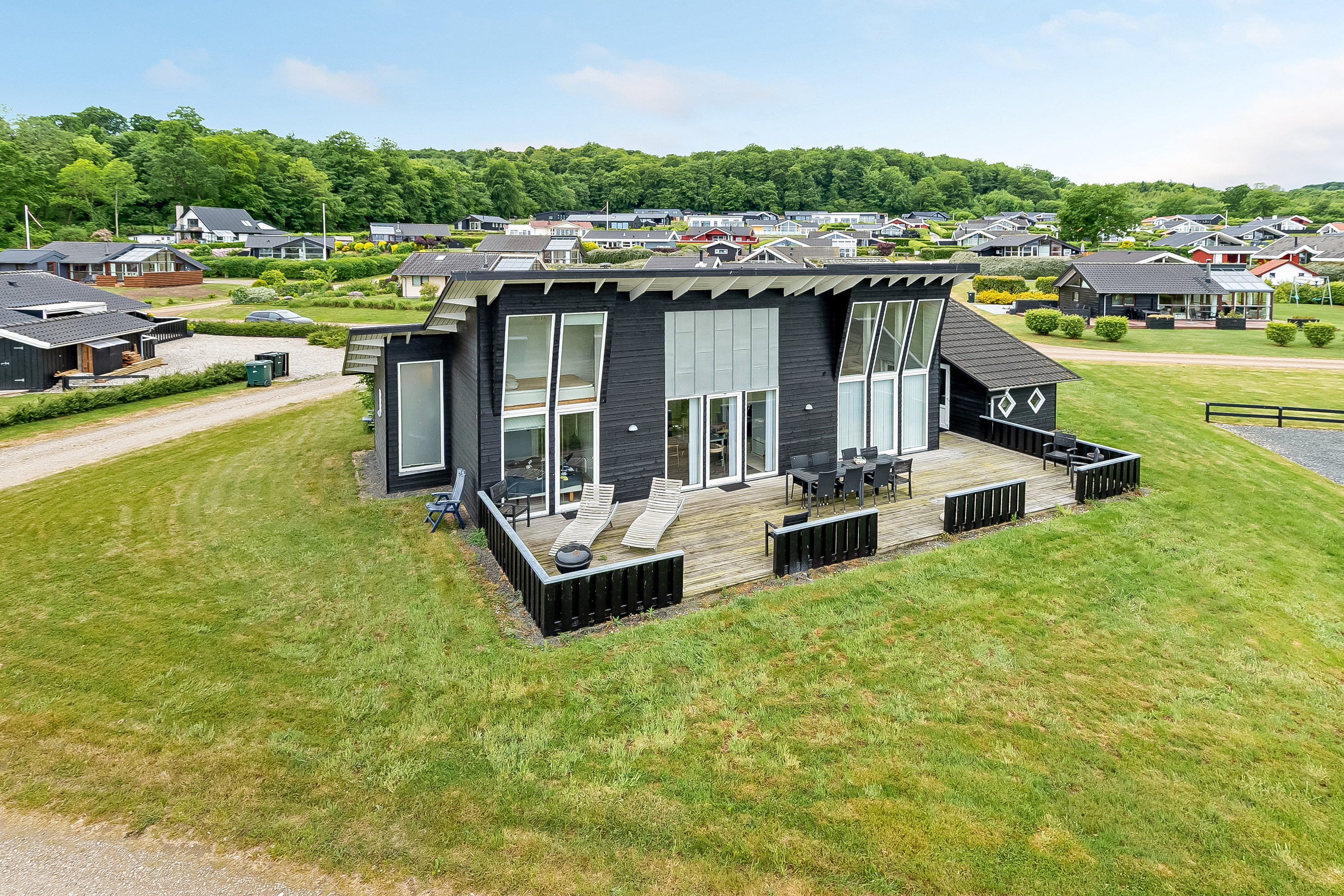 Fremhævet mastefoto billede i fuldskærmstilstand. Billede af Rugmarken 30, Grønninghoved, 6093 Sjølund