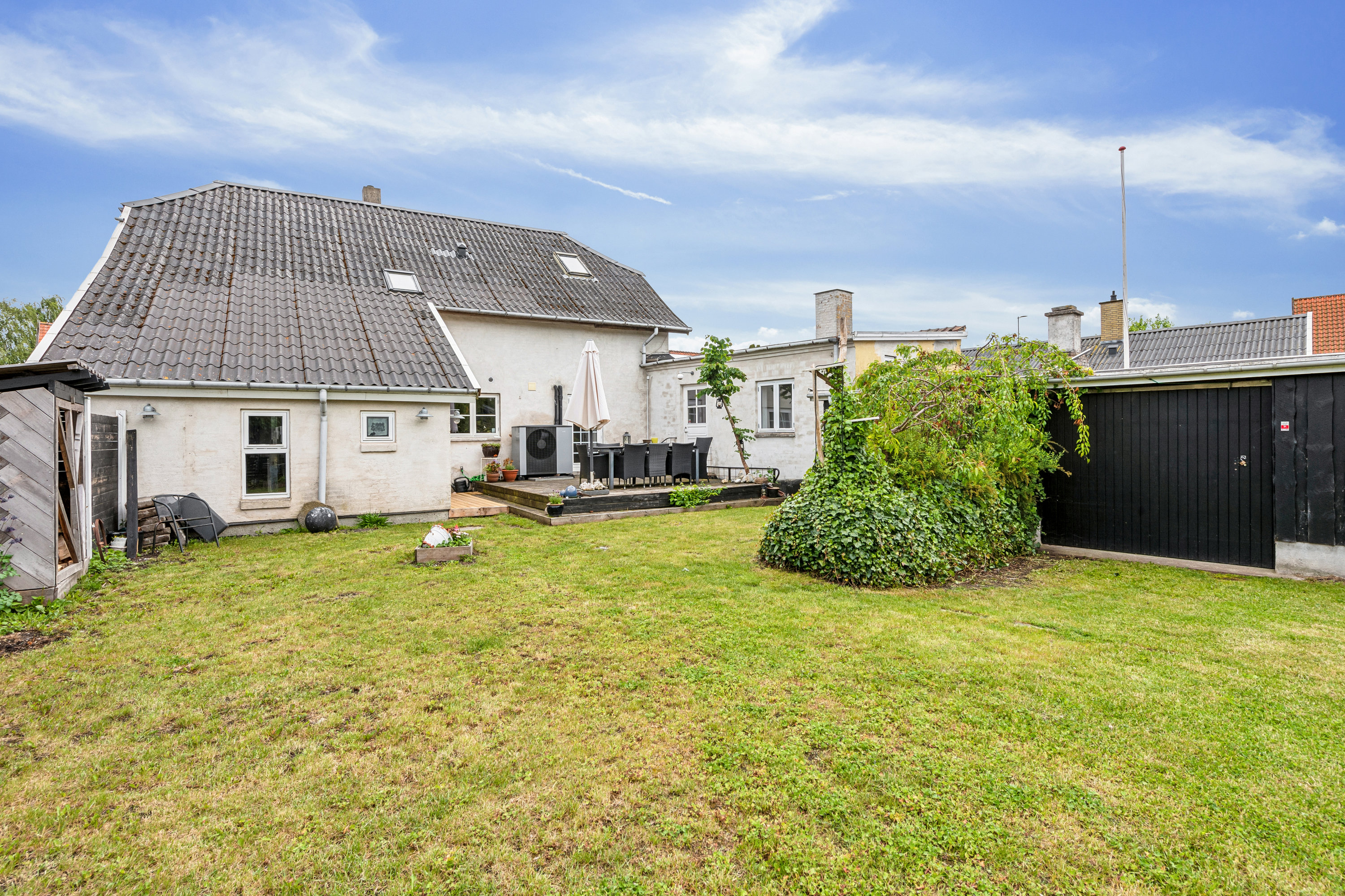 Miniaturebillede 1: ejendom 1. Billede af Munkegårdsvej 27, 3490 Kvistgård