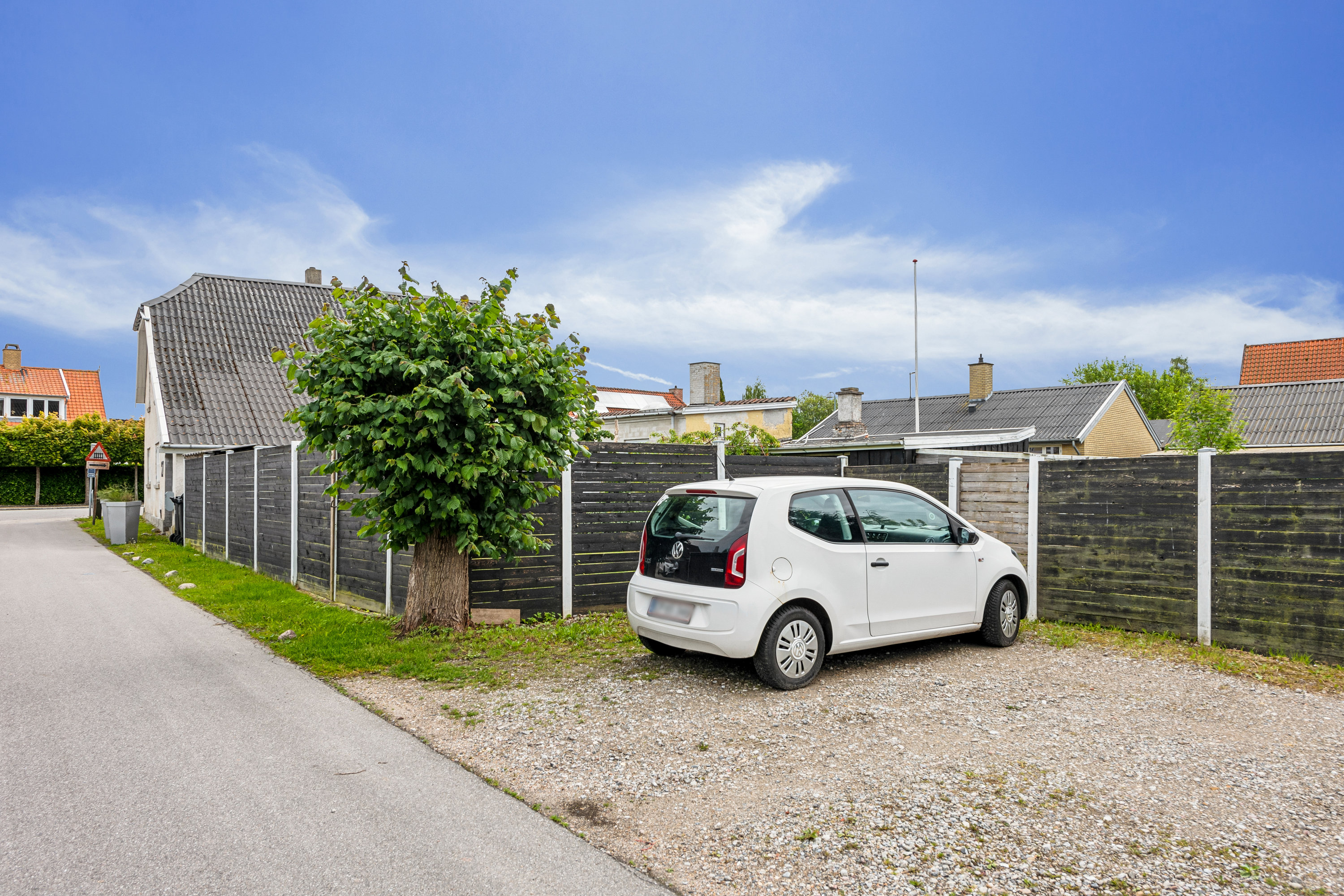 Fremhævet omgivelser billede i fuldskærmstilstand. Billede af Munkegårdsvej 27, 3490 Kvistgård