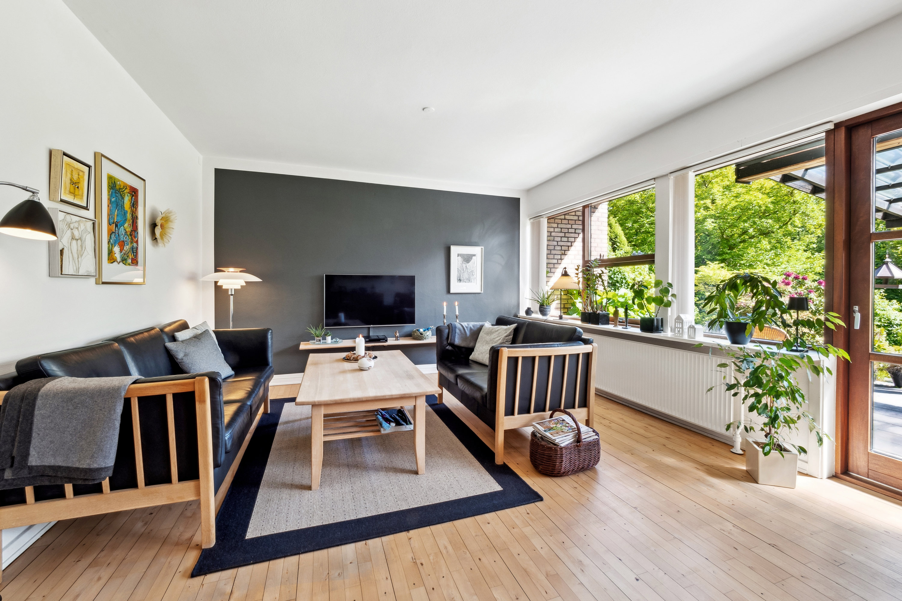 Fremhævet stue billede i fuldskærmstilstand. Billede af Fasanvej 14, 7900 Nykøbing M