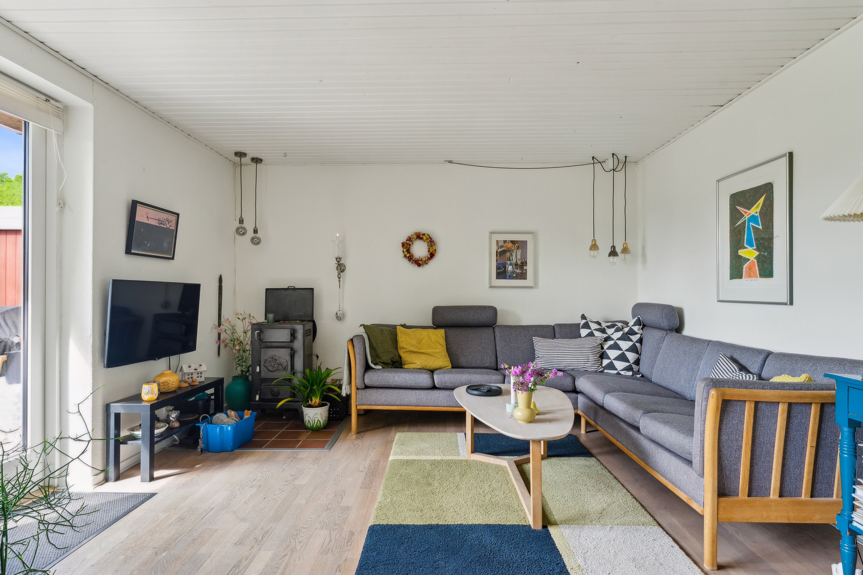 Fremhævet stue billede i fuldskærmstilstand. Billede af Dalsvinget 13, Ø Tørslev, 8983 Gjerlev J