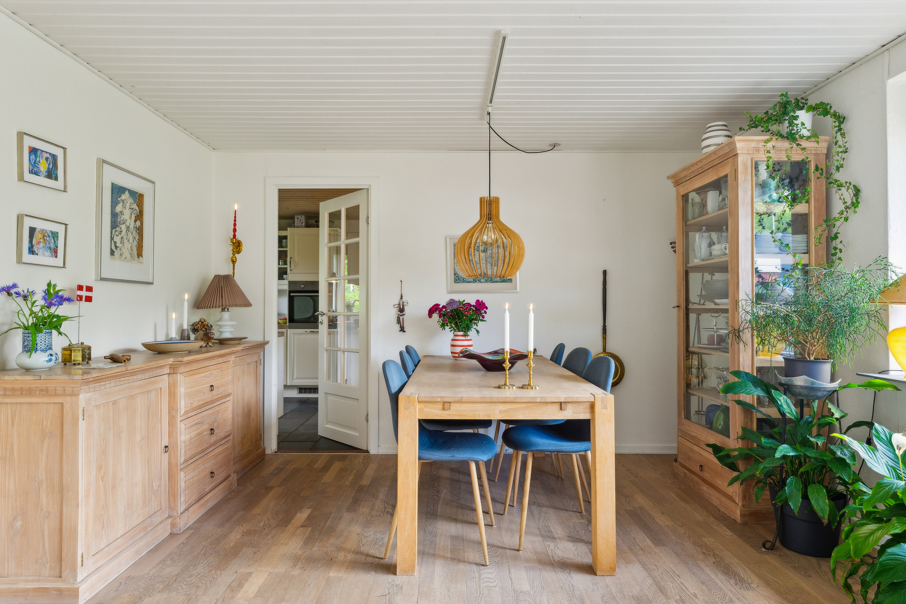 Fremhævet stue billede i fuldskærmstilstand. Billede af Dalsvinget 13, Ø Tørslev, 8983 Gjerlev J