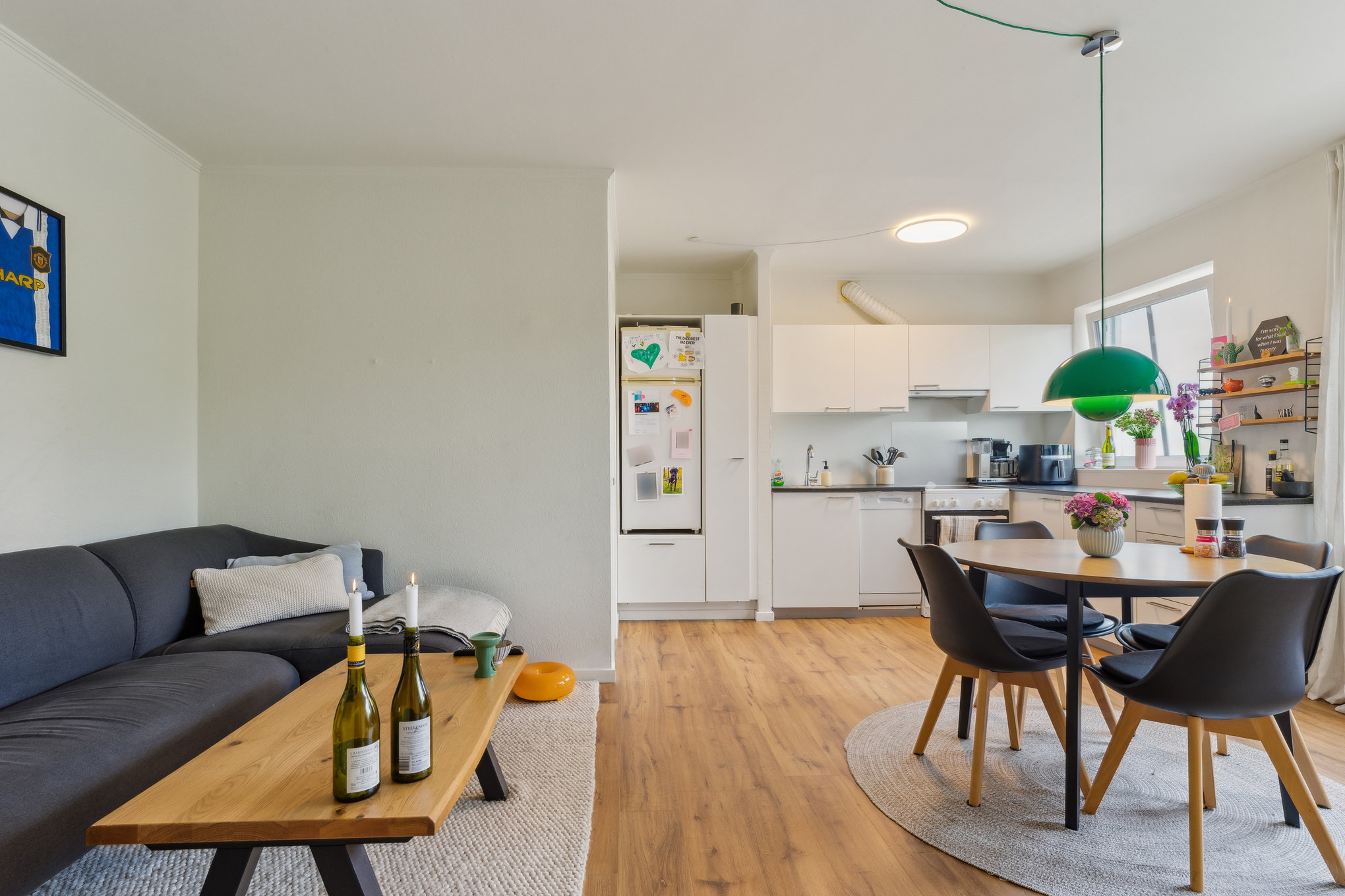 Fremhævet stue billede i fuldskærmstilstand. Billede af Gl. Hadsundvej 12B, 3. 2., 8900 Randers C