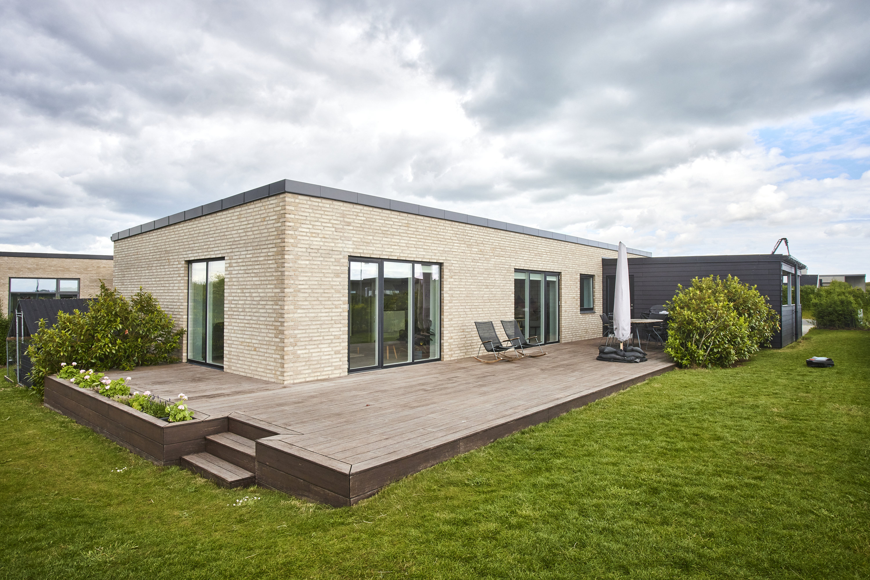 Fremhævet terrasse billede i fuldskærmstilstand. Billede af Hvidkløverhøjen 17, Gram, 8660 Skanderborg