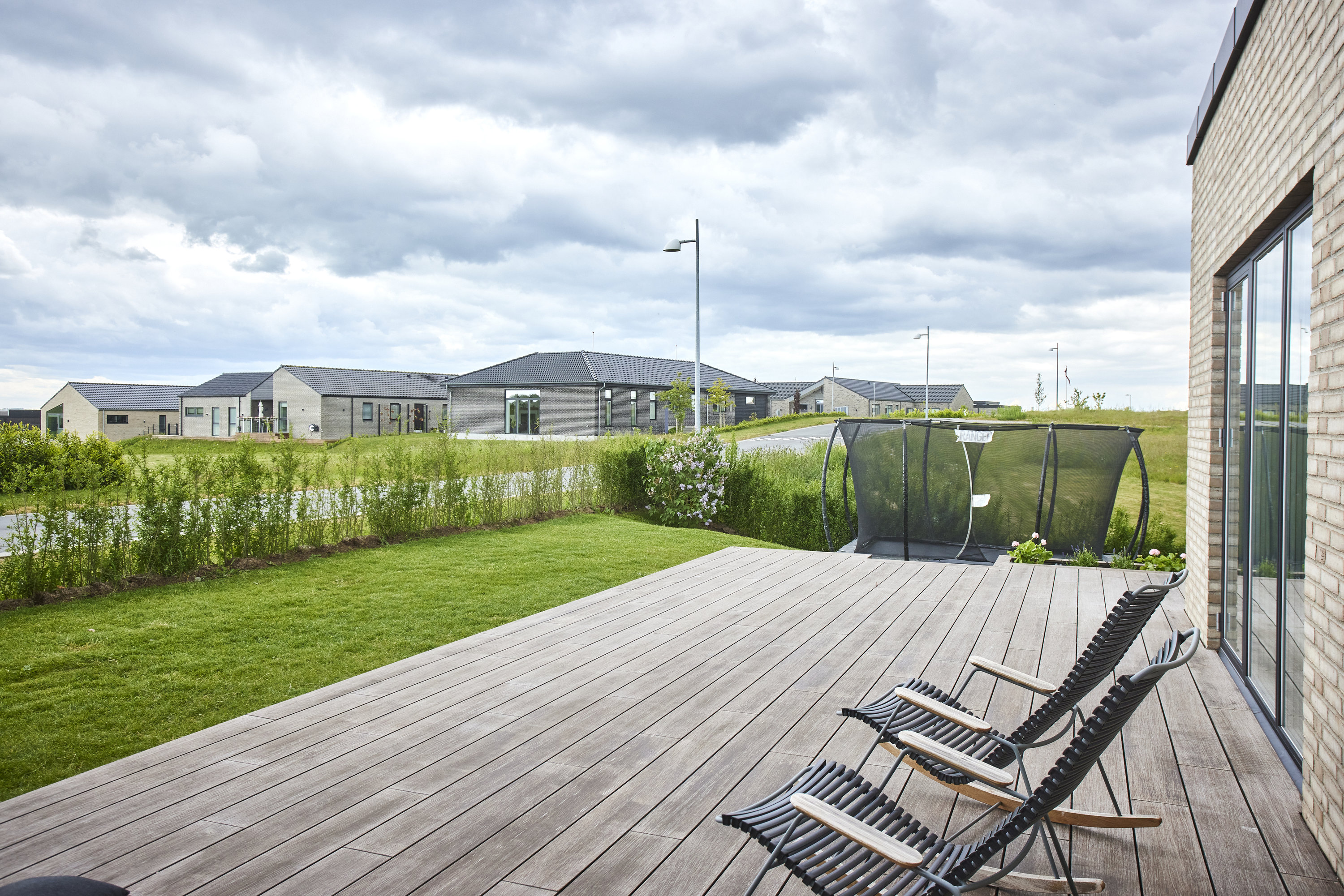 Fremhævet terrasse billede i fuldskærmstilstand. Billede af Hvidkløverhøjen 17, Gram, 8660 Skanderborg